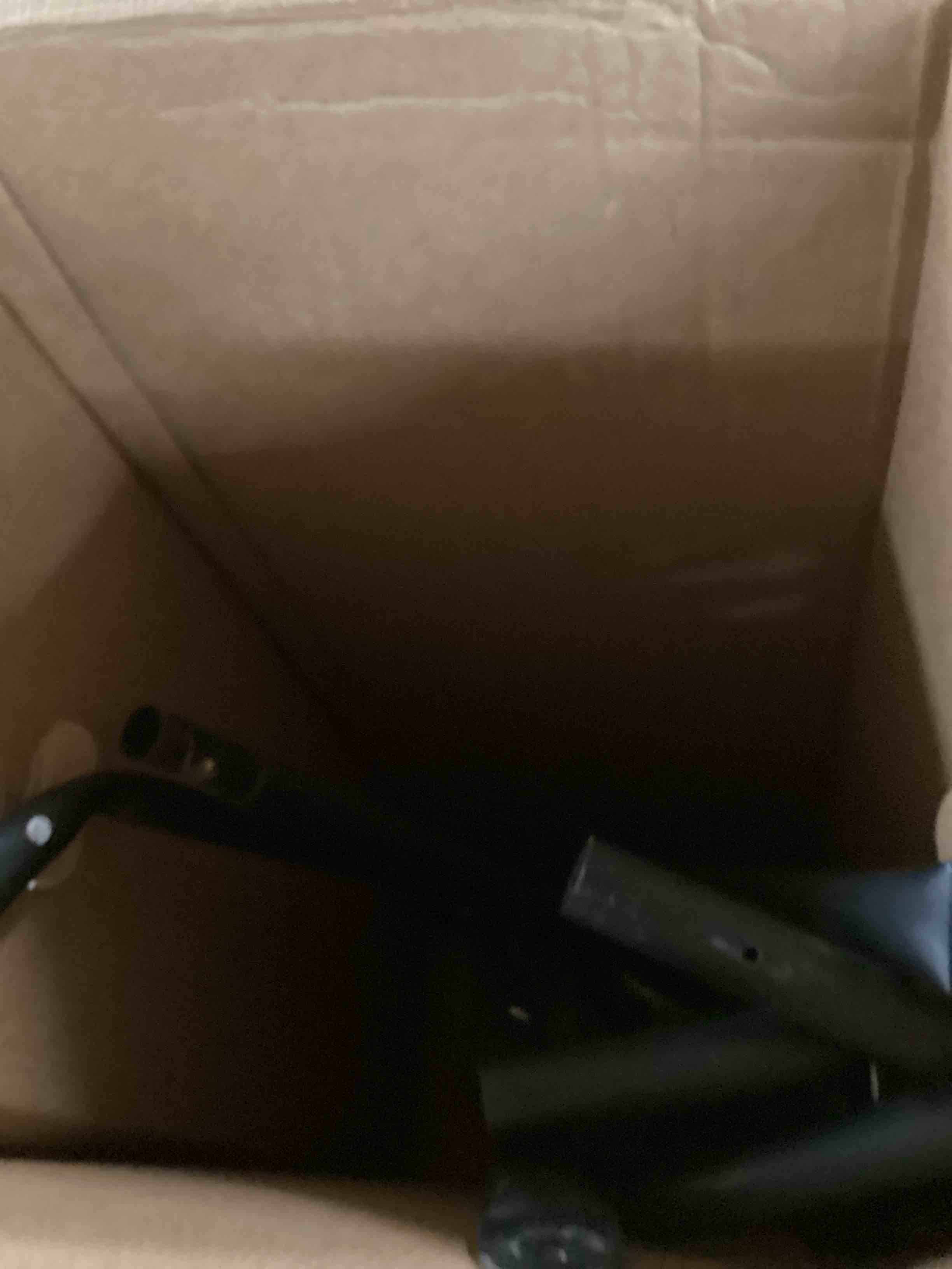 https://s3.amazonaws.com/lotting-images-prod/bidfta/ORG5956309_1722865906260.jpeg