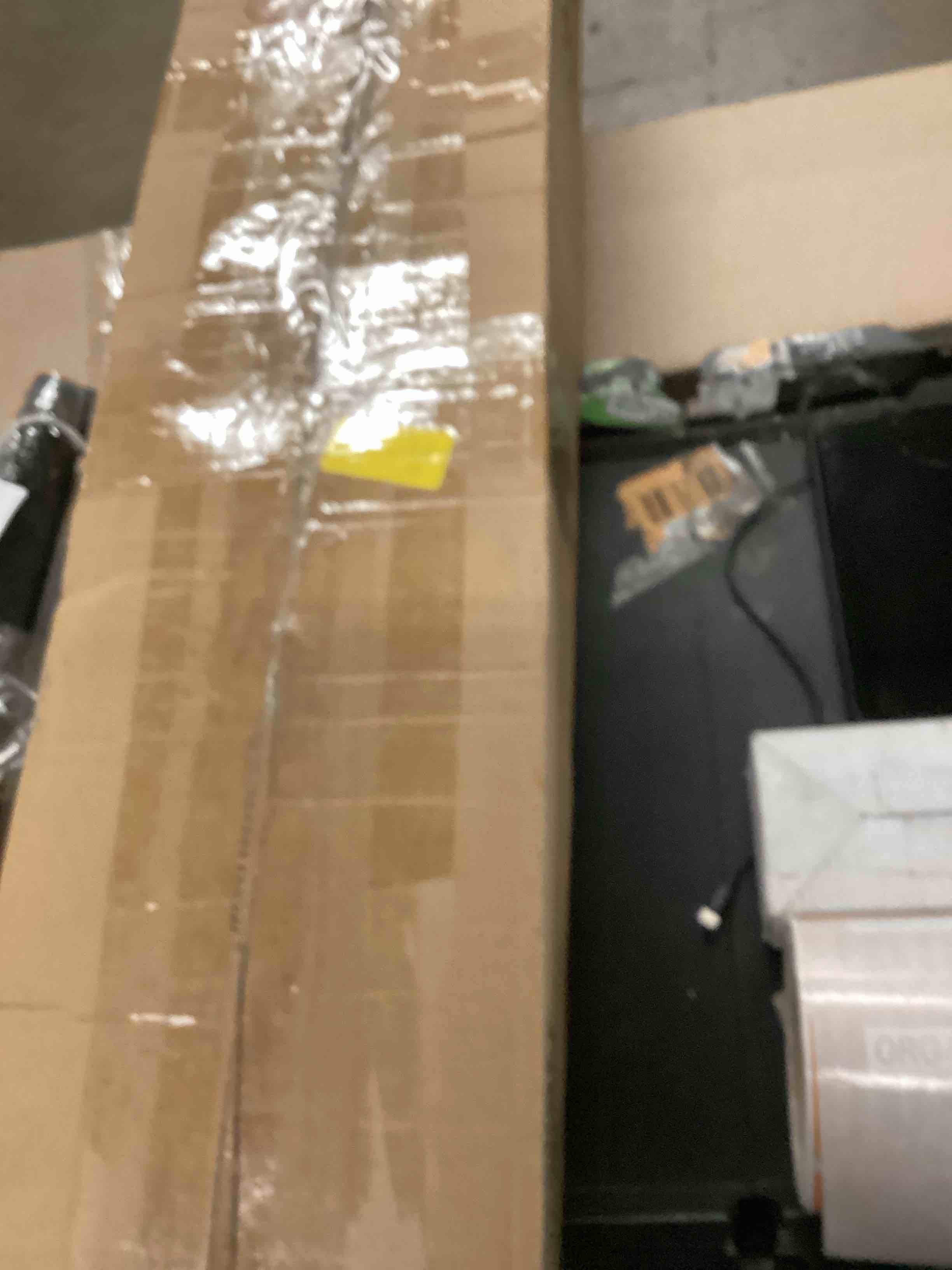 https://s3.amazonaws.com/lotting-images-prod/bidfta/ORG5956685_1723215650419.jpeg