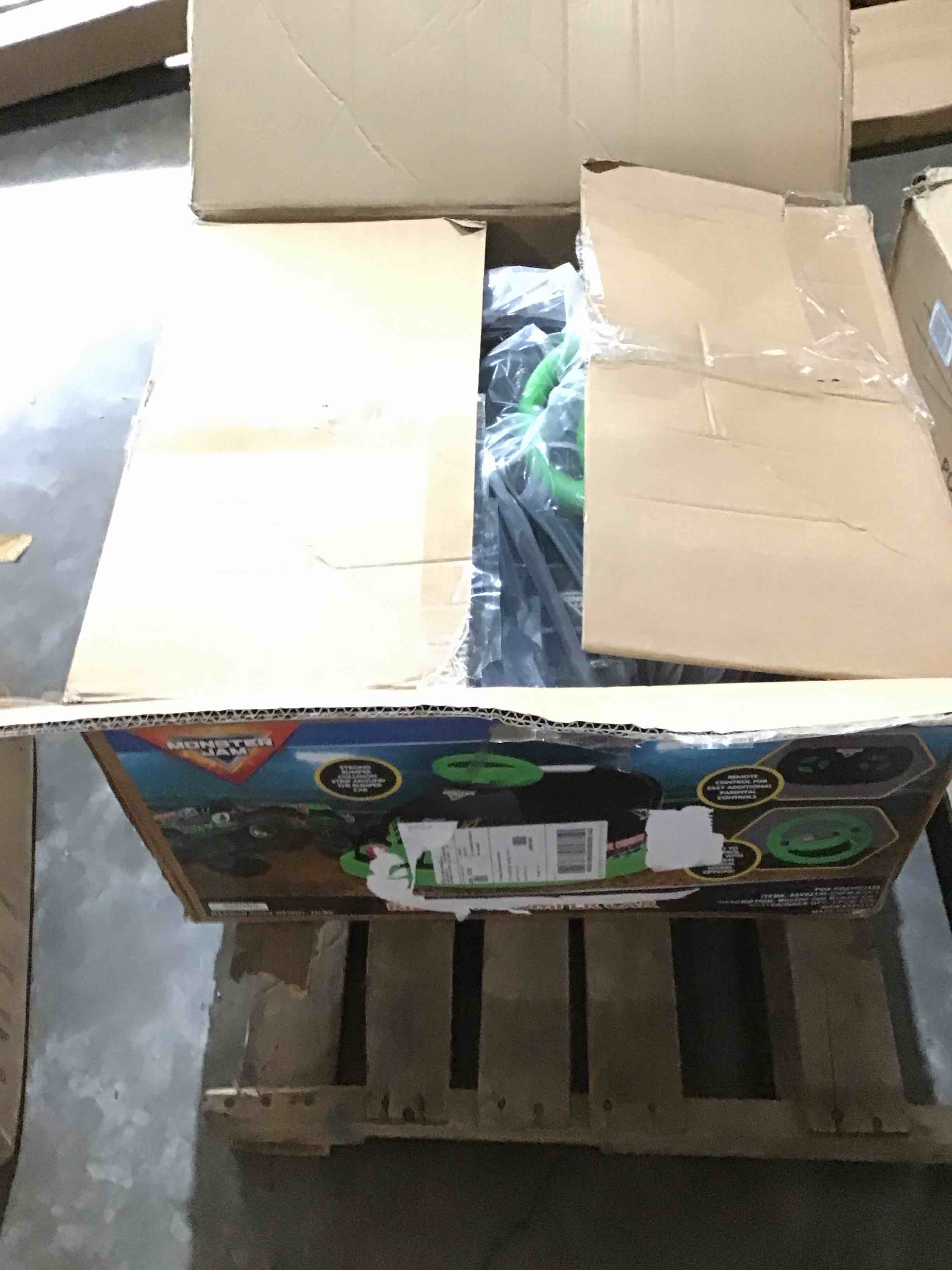 https://s3.amazonaws.com/lotting-images-prod/bidfta/ORG5978338_1730903951720.jpeg