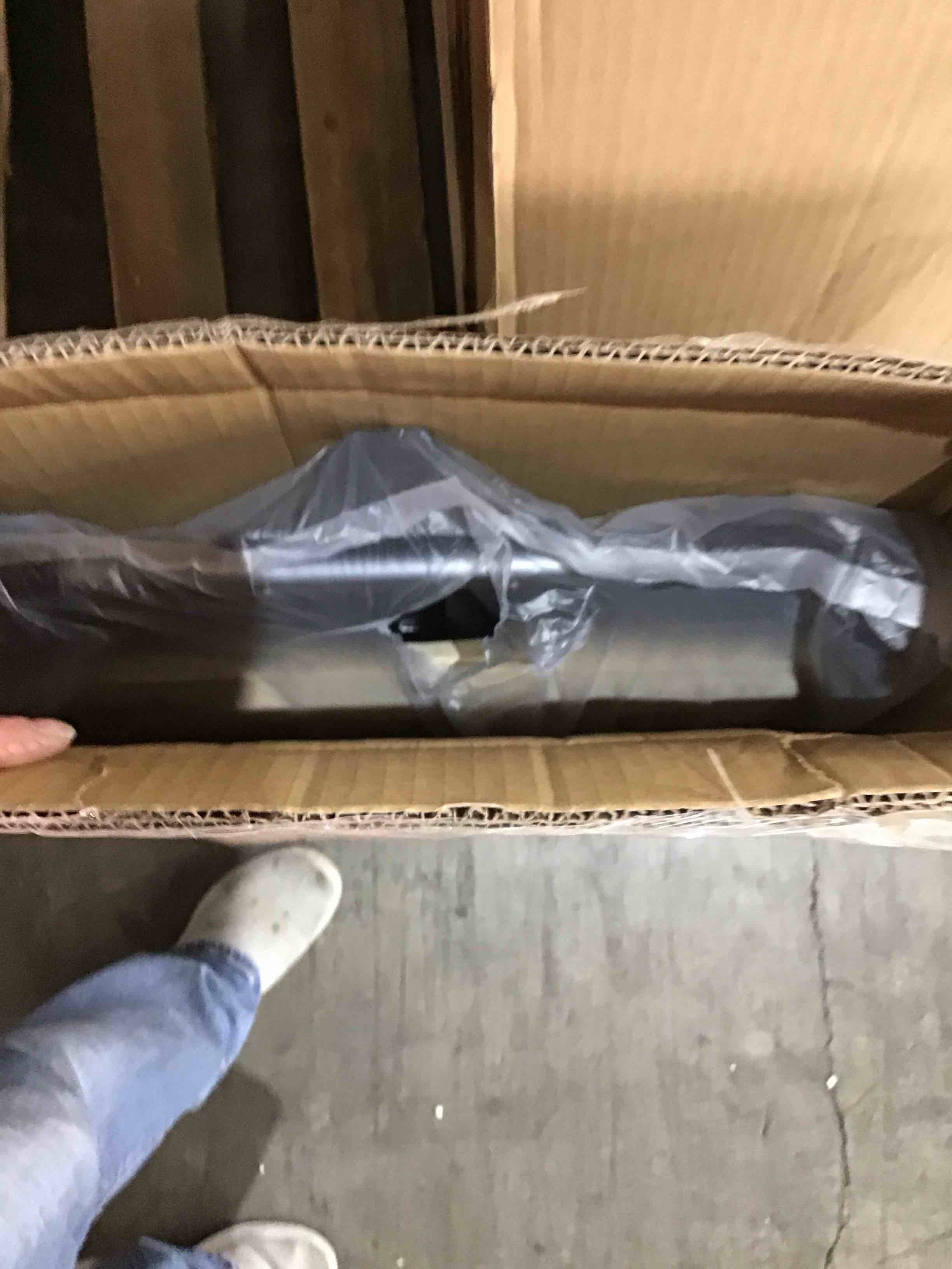 https://s3.amazonaws.com/lotting-images-prod/bidfta/ORG5978360_1730909786115.jpeg