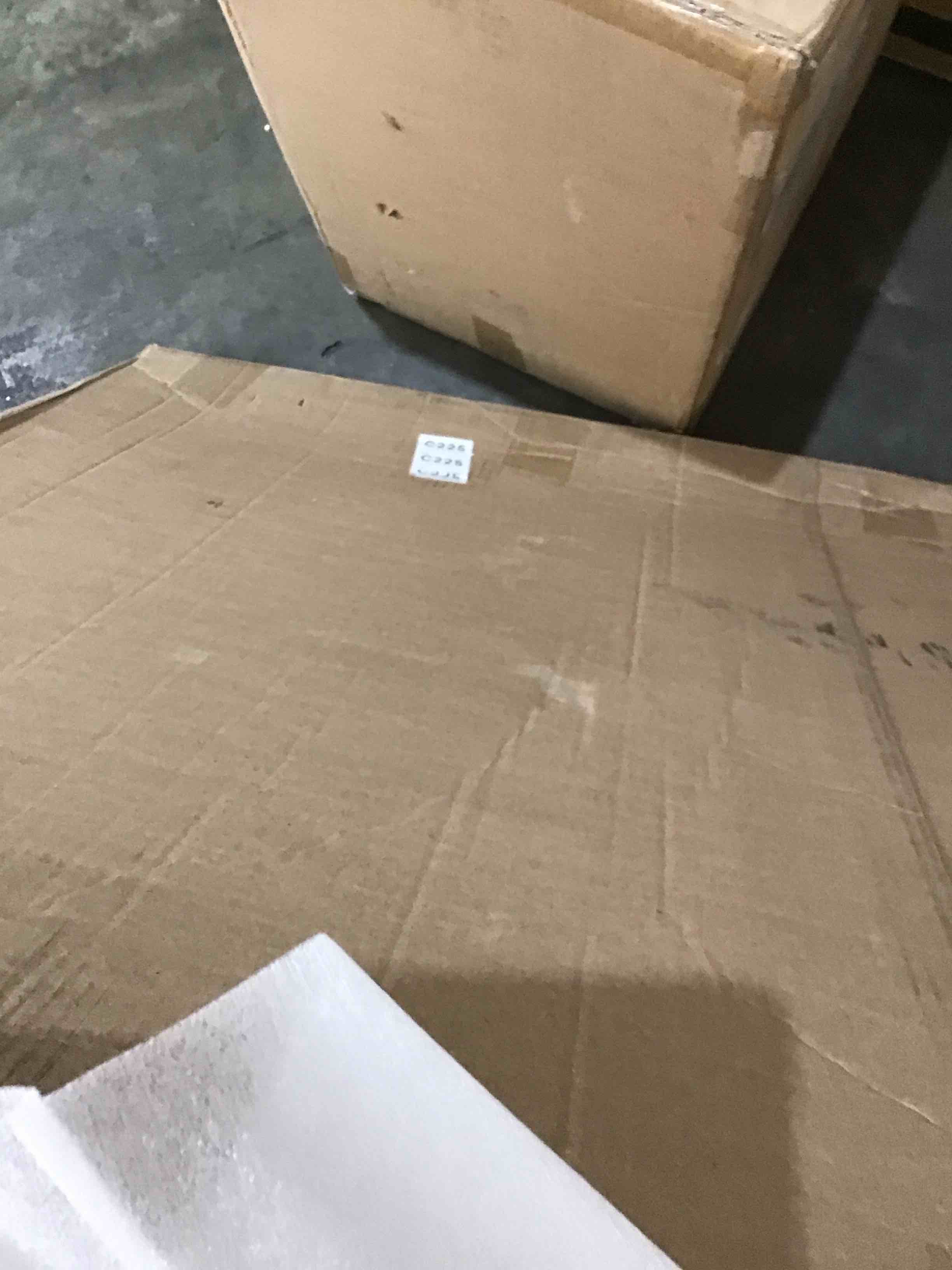 https://s3.amazonaws.com/lotting-images-prod/bidfta/ORG5982760_1728653673813.jpeg