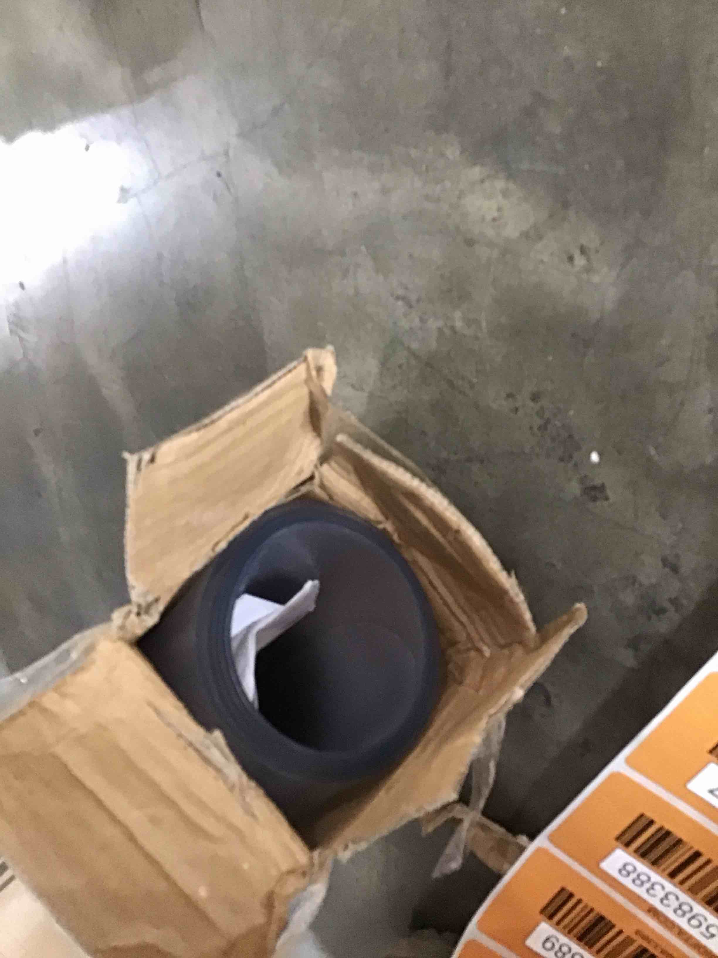 https://s3.amazonaws.com/lotting-images-prod/bidfta/ORG5983404_1729517675312.jpeg