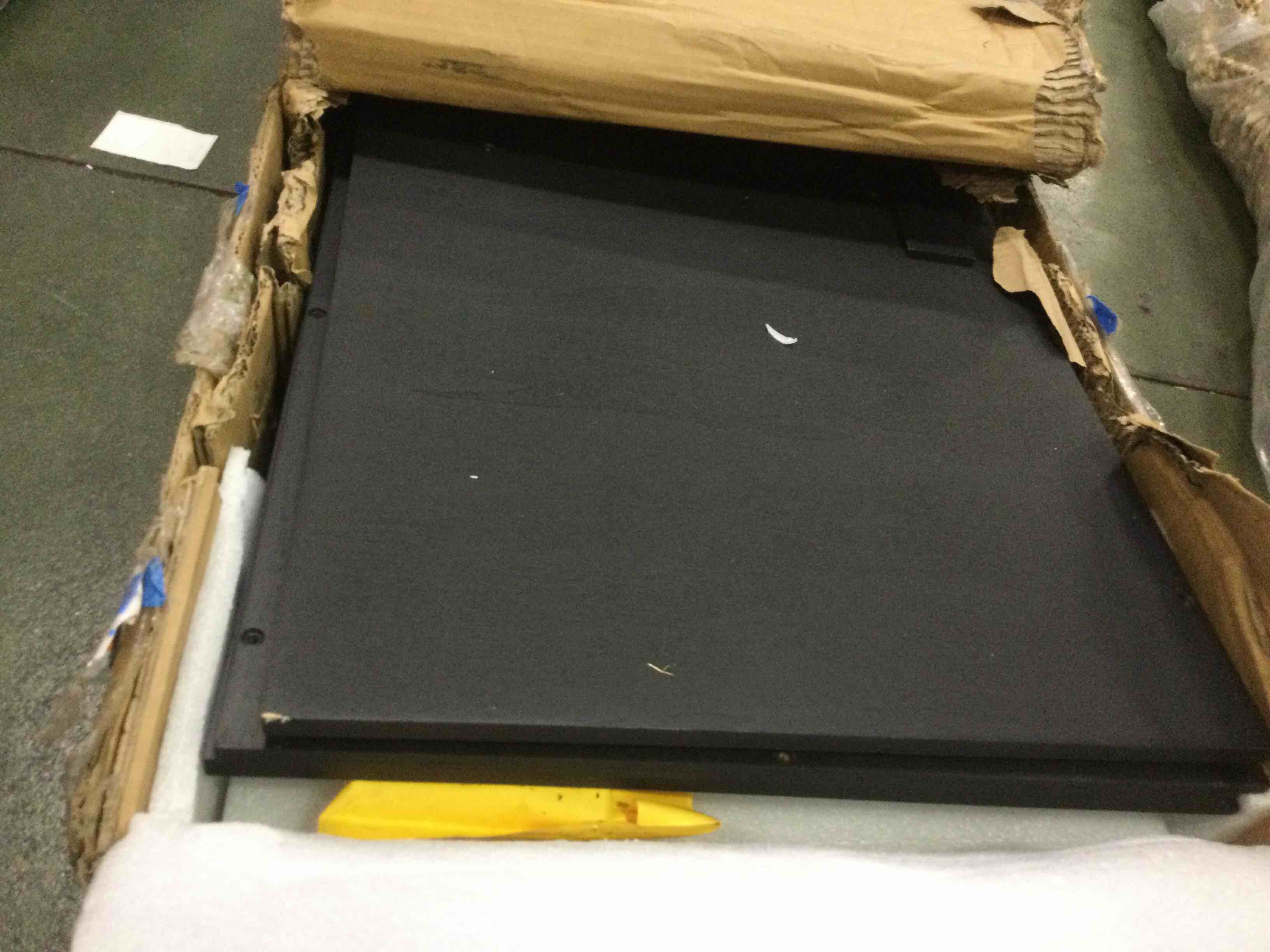 https://s3.amazonaws.com/lotting-images-prod/bidfta/ORG5985047_1708611443608.jpeg