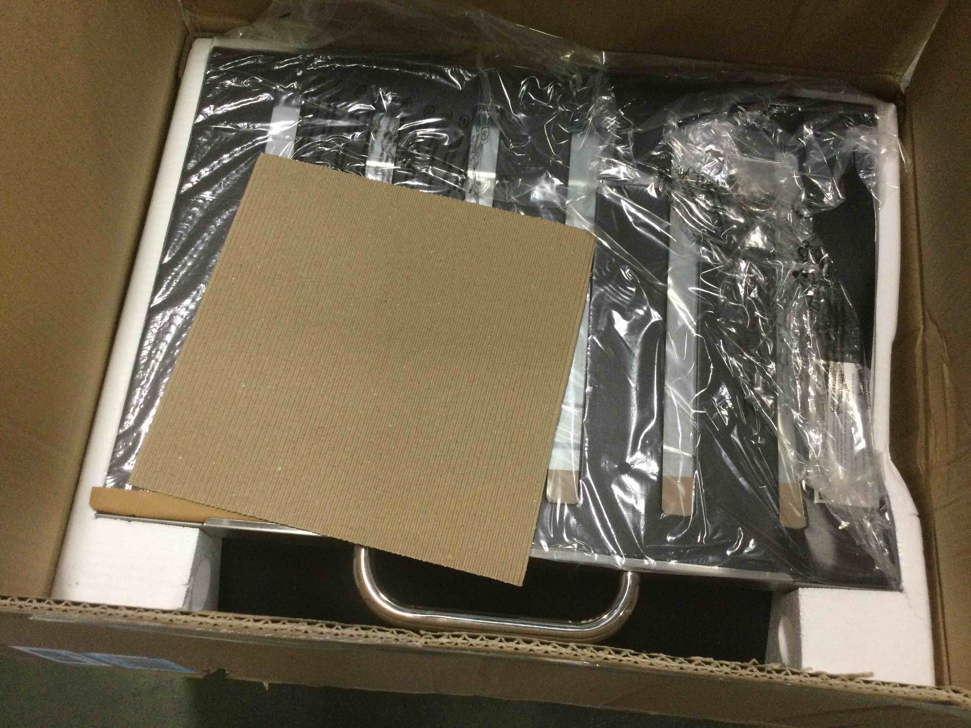 https://s3.amazonaws.com/lotting-images-prod/bidfta/ORG5985353_1708718762806.jpeg