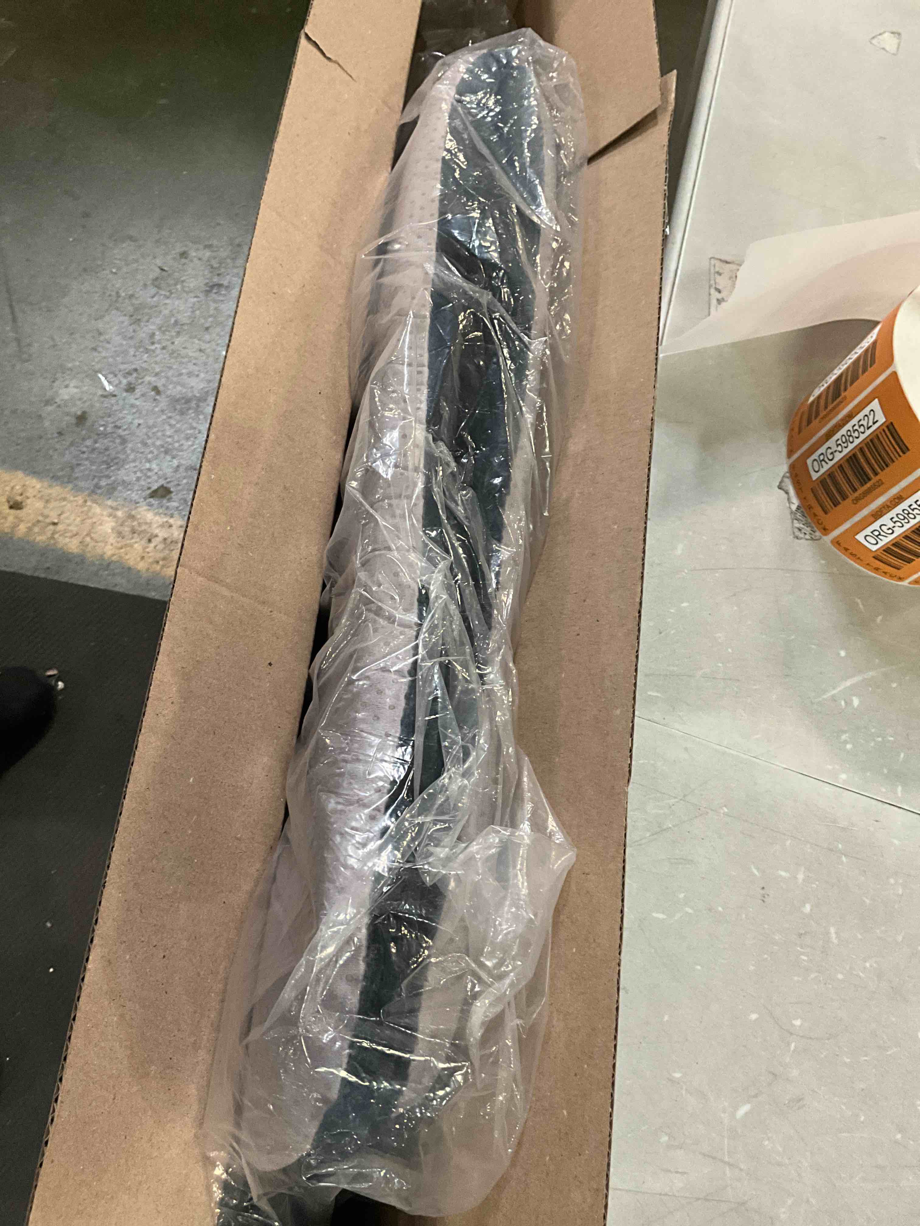 https://s3.amazonaws.com/lotting-images-prod/bidfta/ORG5985516_1709395435634.jpeg