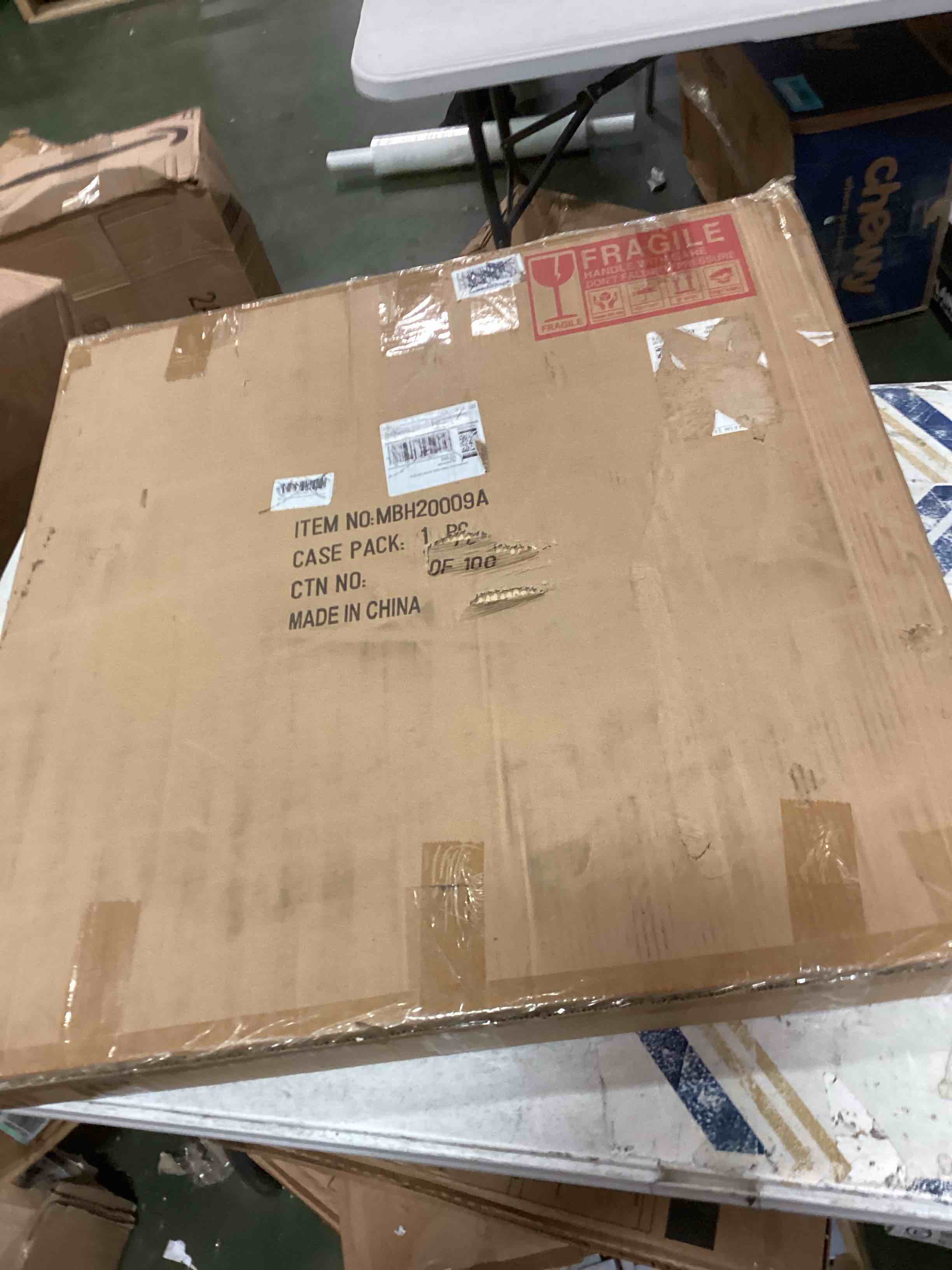https://s3.amazonaws.com/lotting-images-prod/bidfta/ORG5985717_1710442245369.jpeg