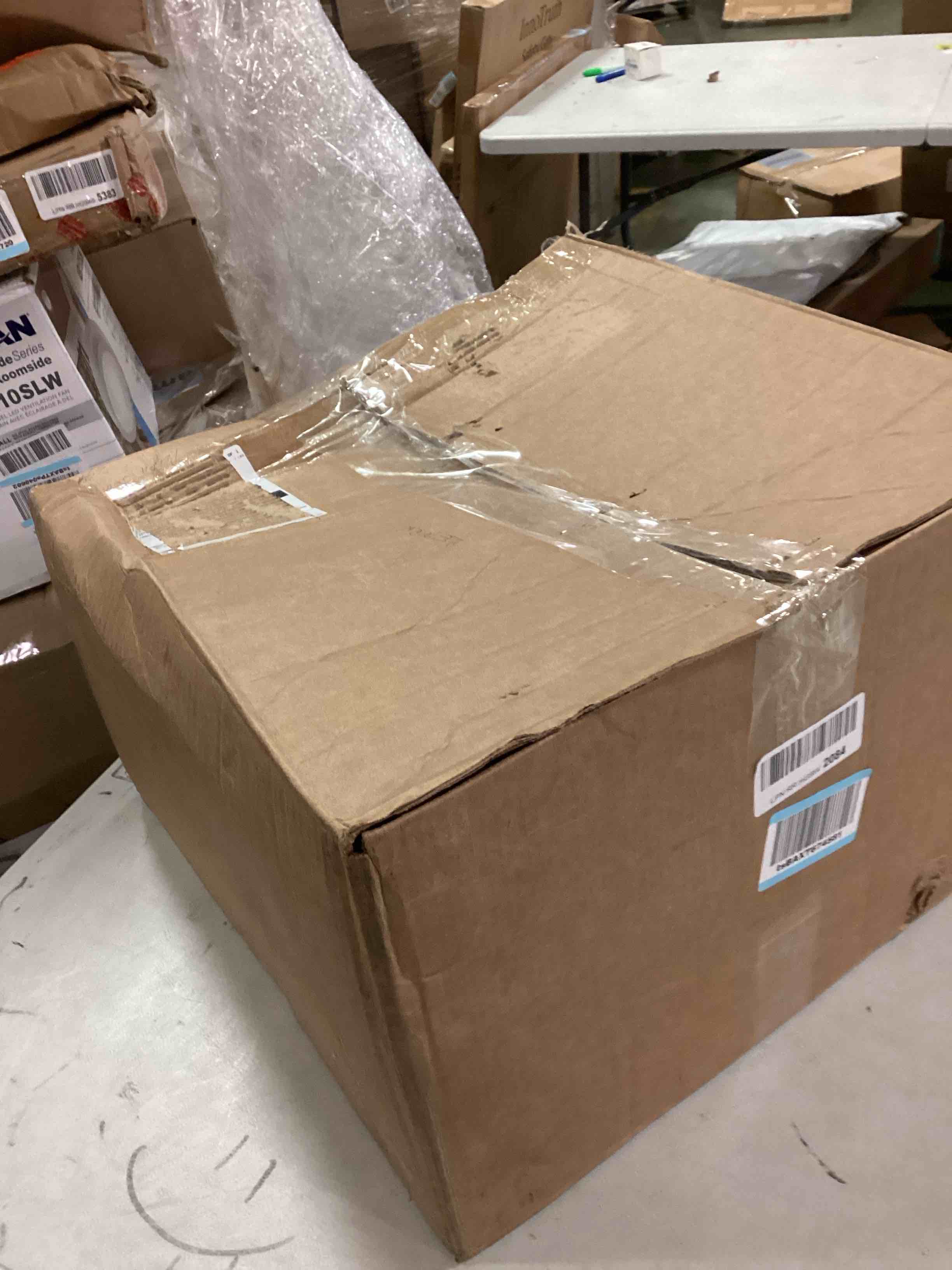 https://s3.amazonaws.com/lotting-images-prod/bidfta/ORG5985756_1710505533641.jpeg