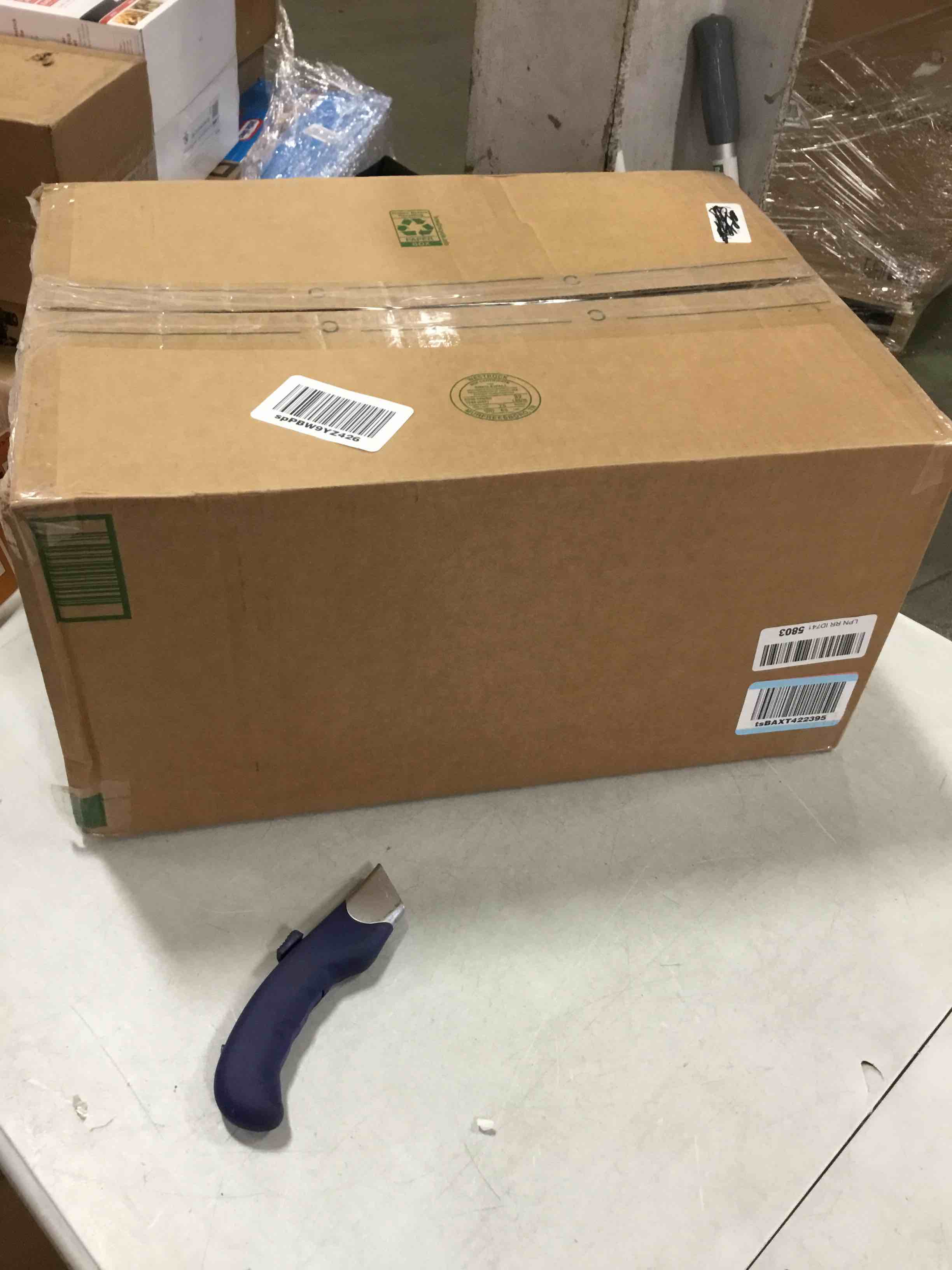 https://s3.amazonaws.com/lotting-images-prod/bidfta/ORG5986156_1710956910259.jpeg