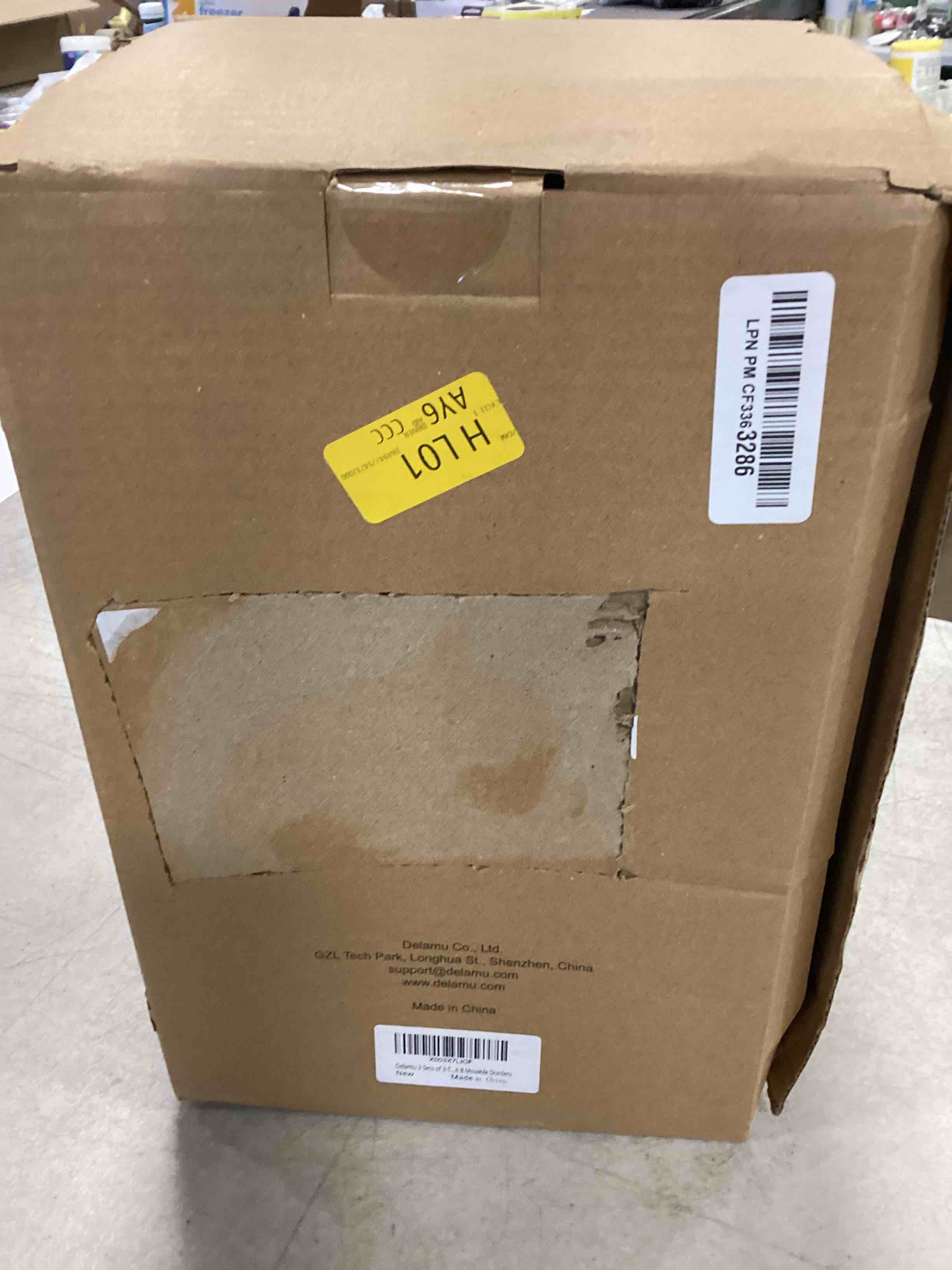 https://s3.amazonaws.com/lotting-images-prod/bidfta/ORG5987632_1708176121558.jpeg