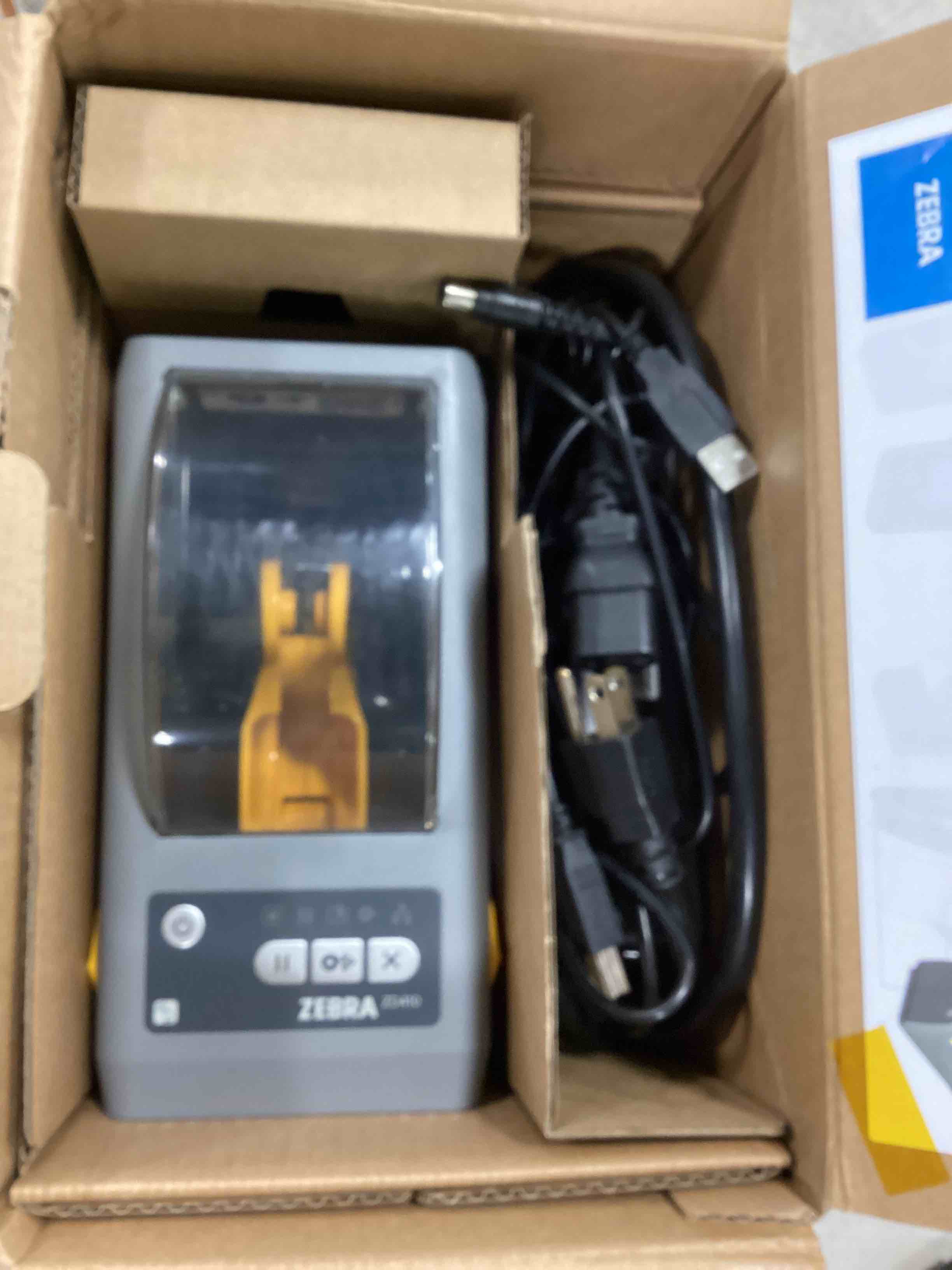 https://s3.amazonaws.com/lotting-images-prod/bidfta/ORG5988187_1708431541832.jpeg