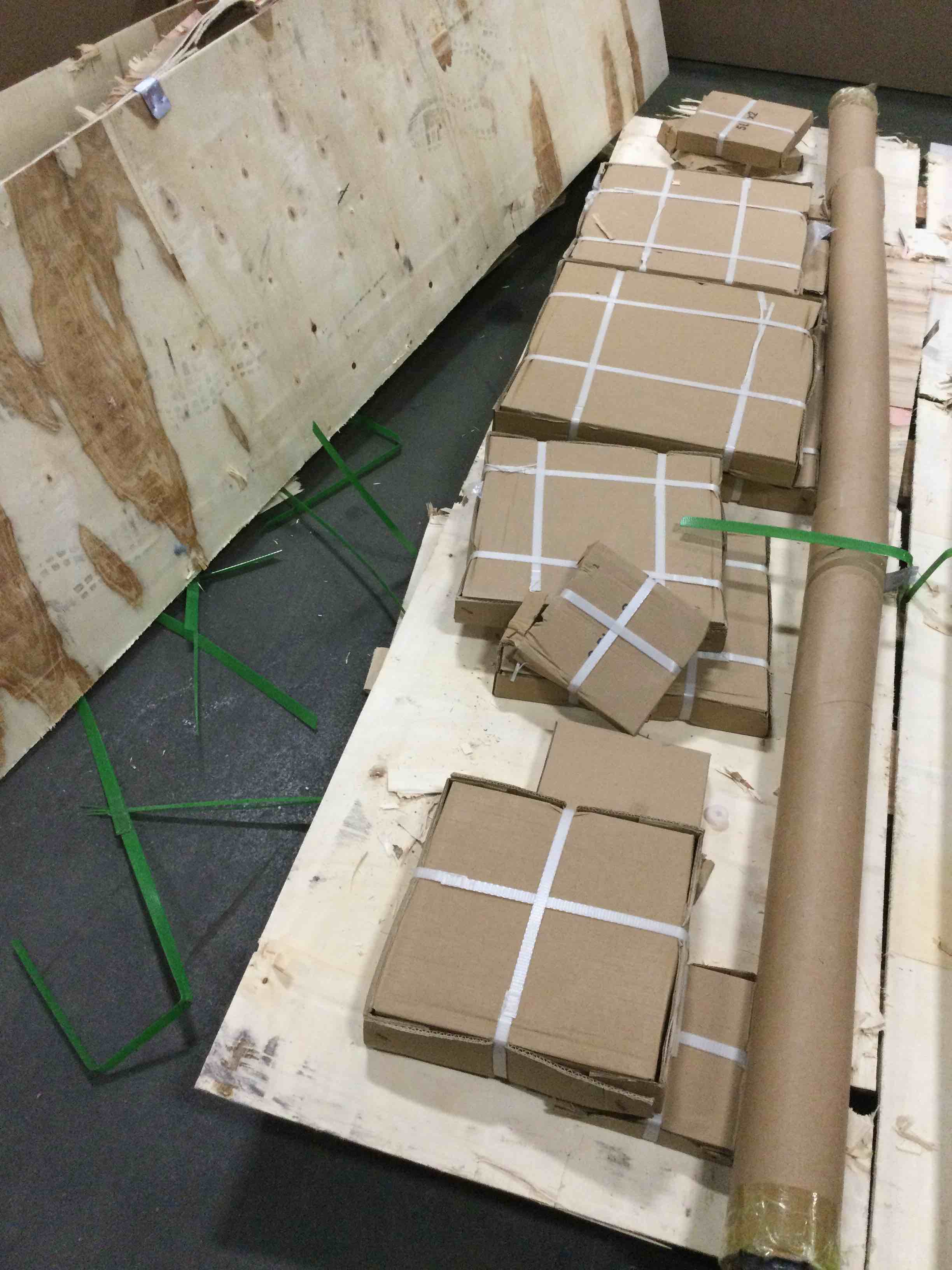 https://s3.amazonaws.com/lotting-images-prod/bidfta/ORG5990028_1708864114937.jpeg