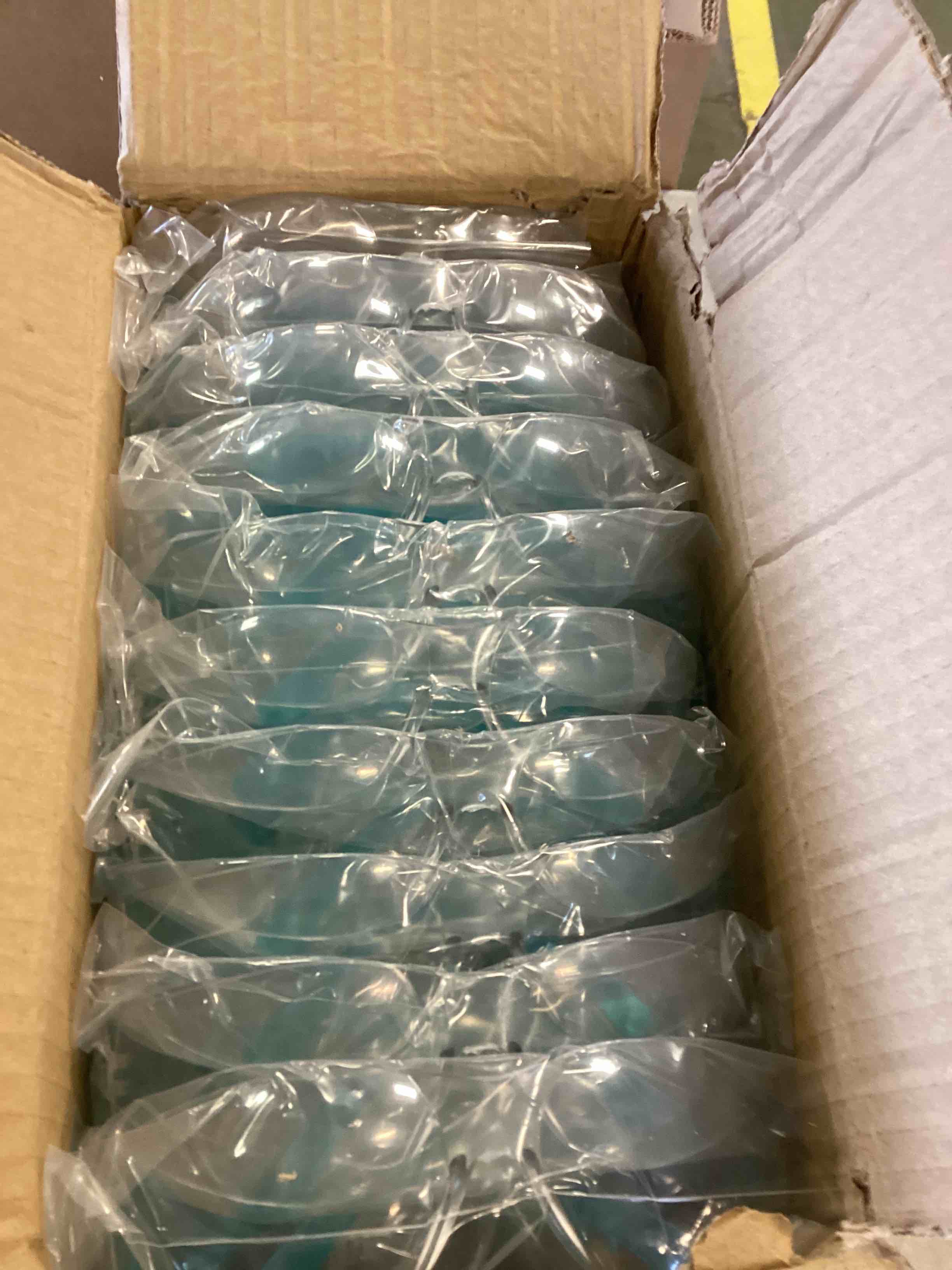 https://s3.amazonaws.com/lotting-images-prod/bidfta/ORG5991736_1708444455089.jpeg