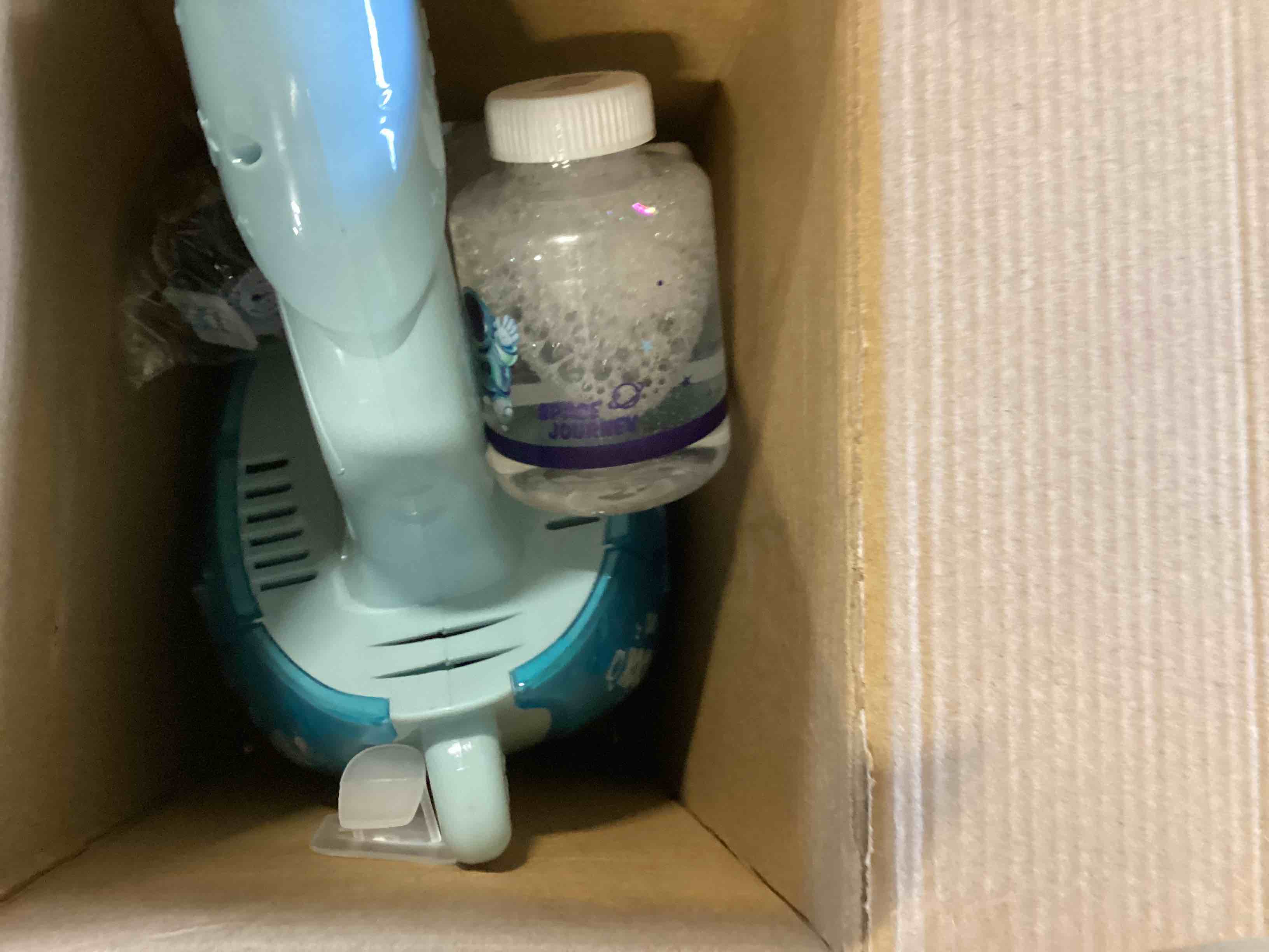 https://s3.amazonaws.com/lotting-images-prod/bidfta/ORG5991974_1708532820299.jpeg