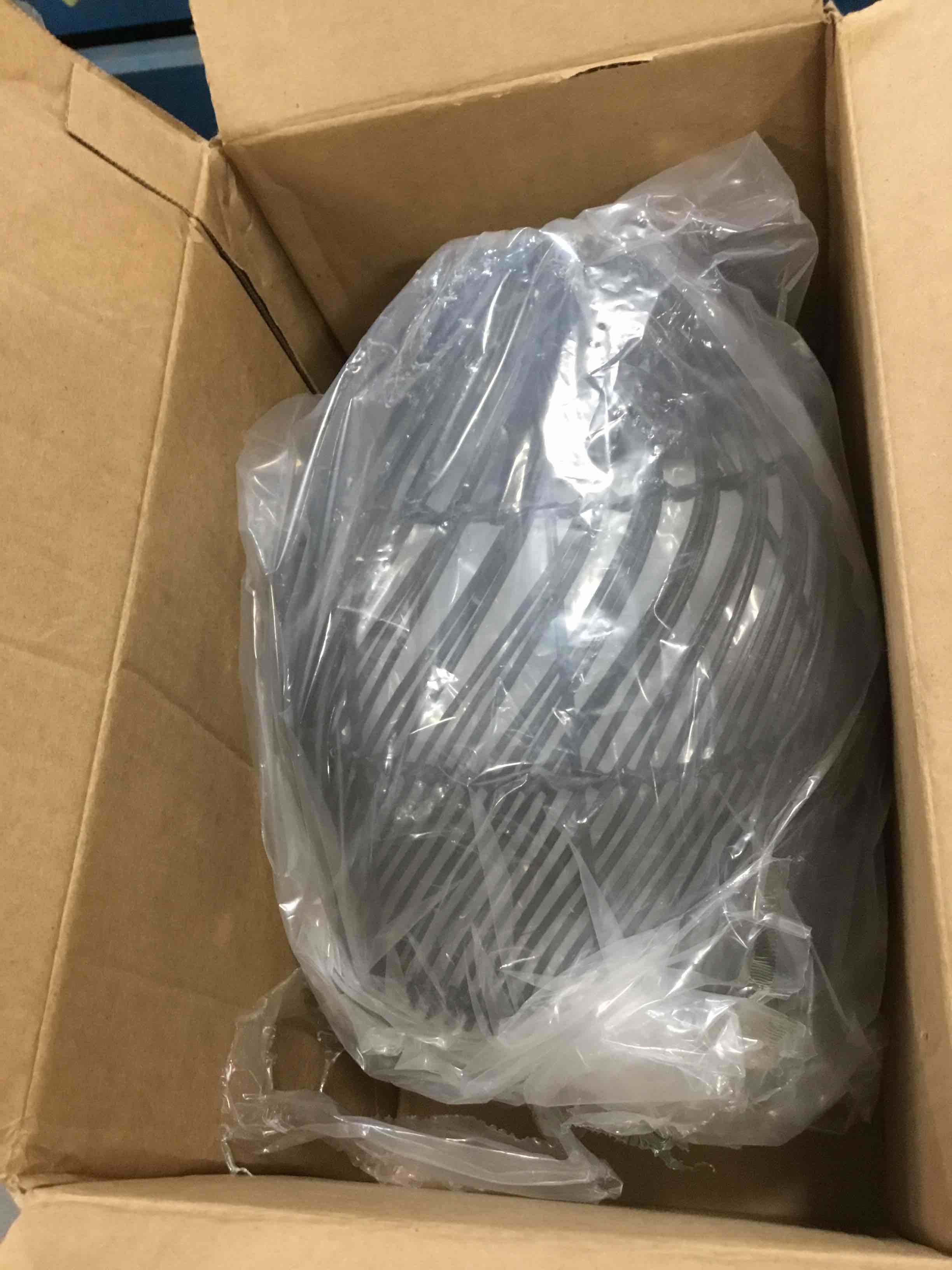 https://s3.amazonaws.com/lotting-images-prod/bidfta/ORG5992872_1709301502375.jpeg