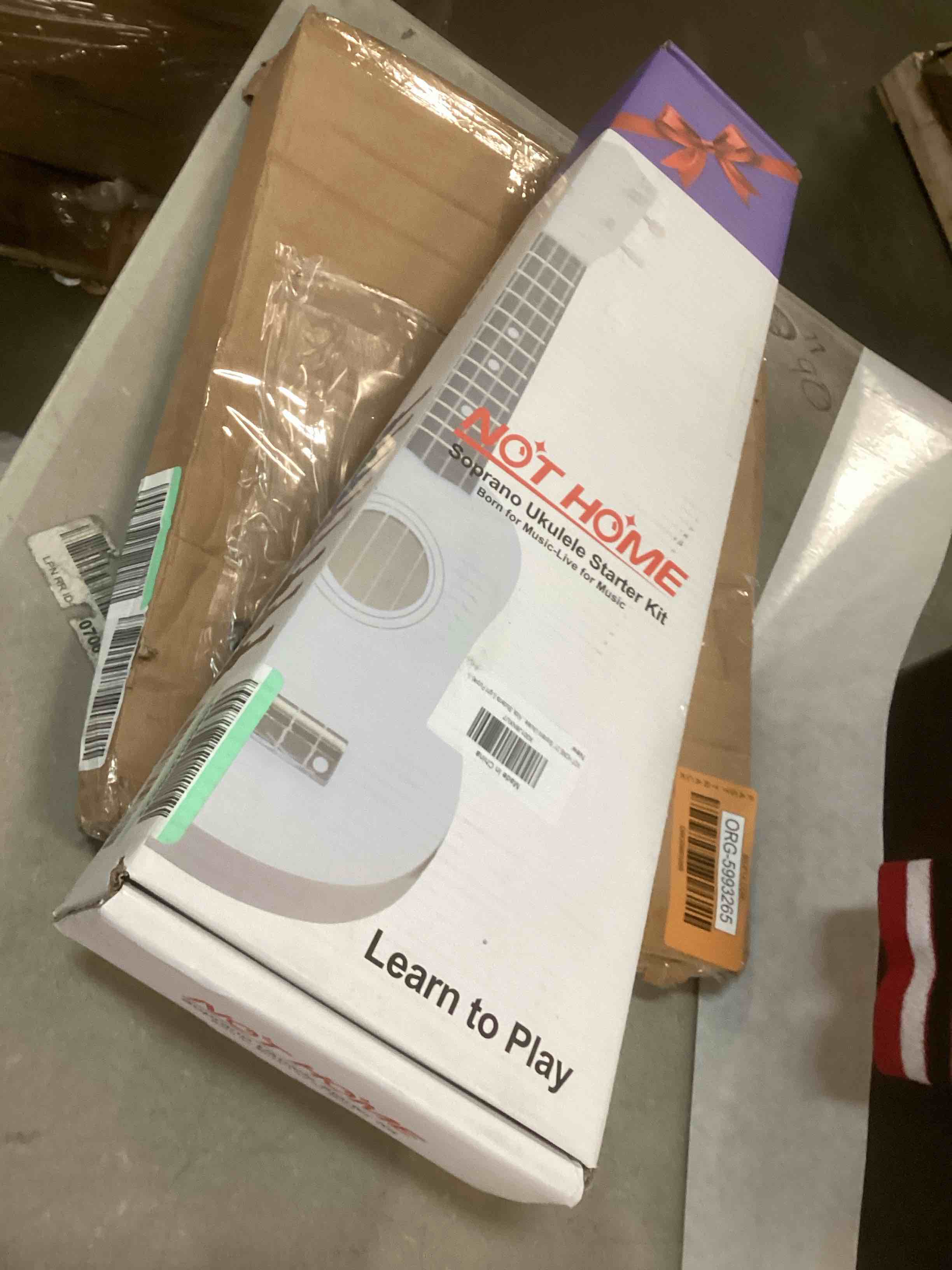 https://s3.amazonaws.com/lotting-images-prod/bidfta/ORG5993266_1707932114759.jpeg