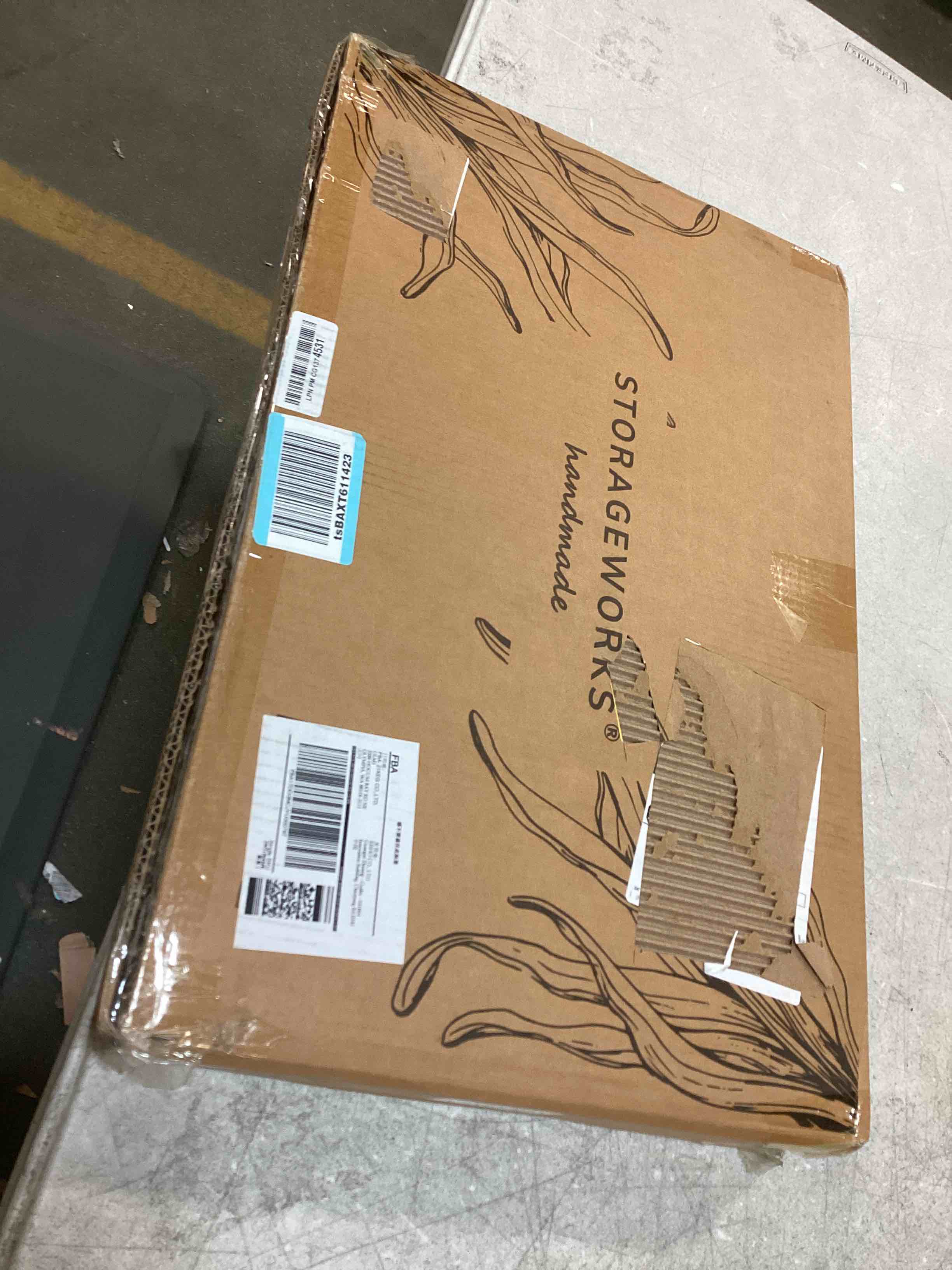 https://s3.amazonaws.com/lotting-images-prod/bidfta/ORG5993590_1708023100647.jpeg