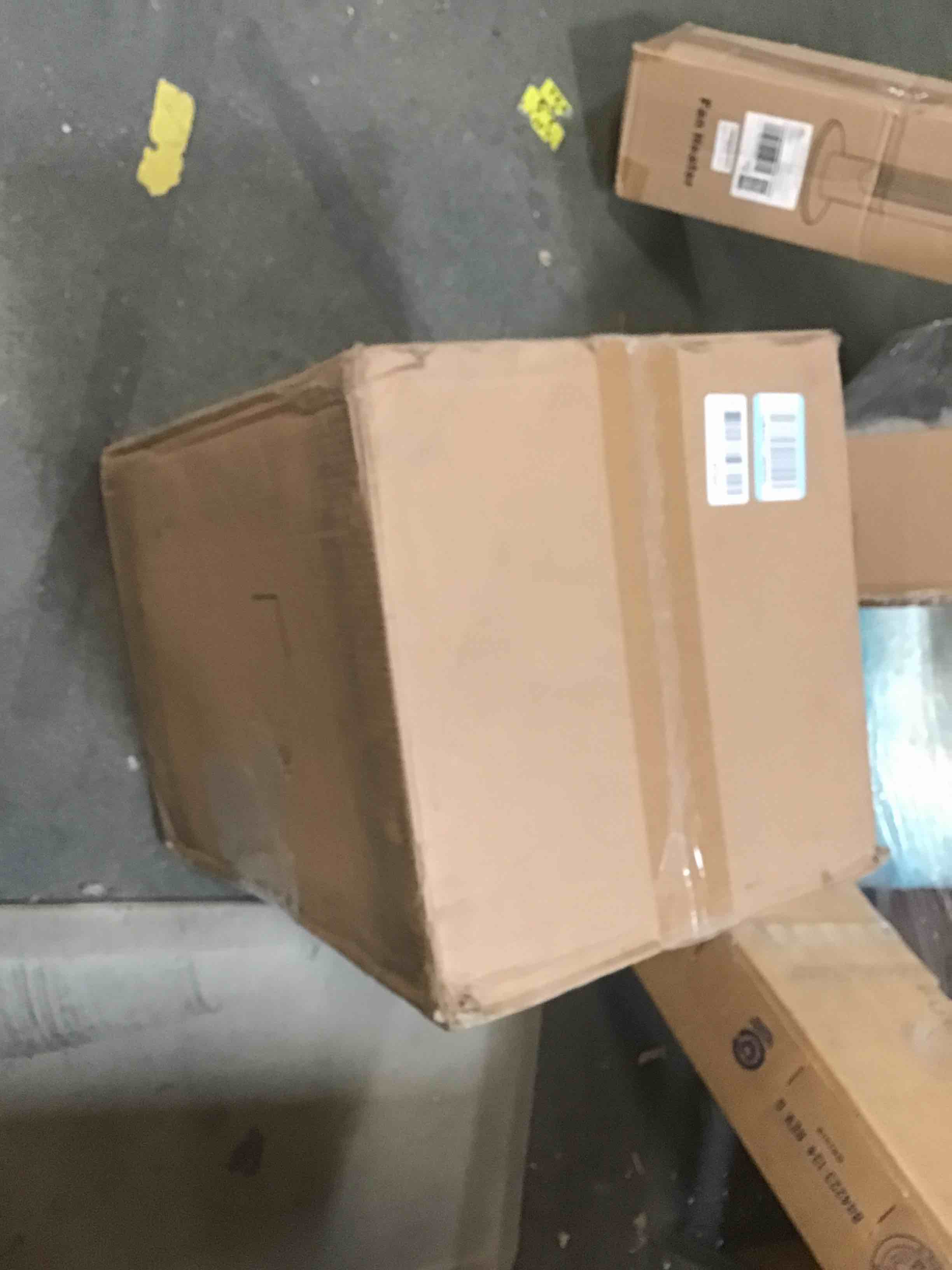 https://s3.amazonaws.com/lotting-images-prod/bidfta/ORG5993875_1708113161054.jpeg