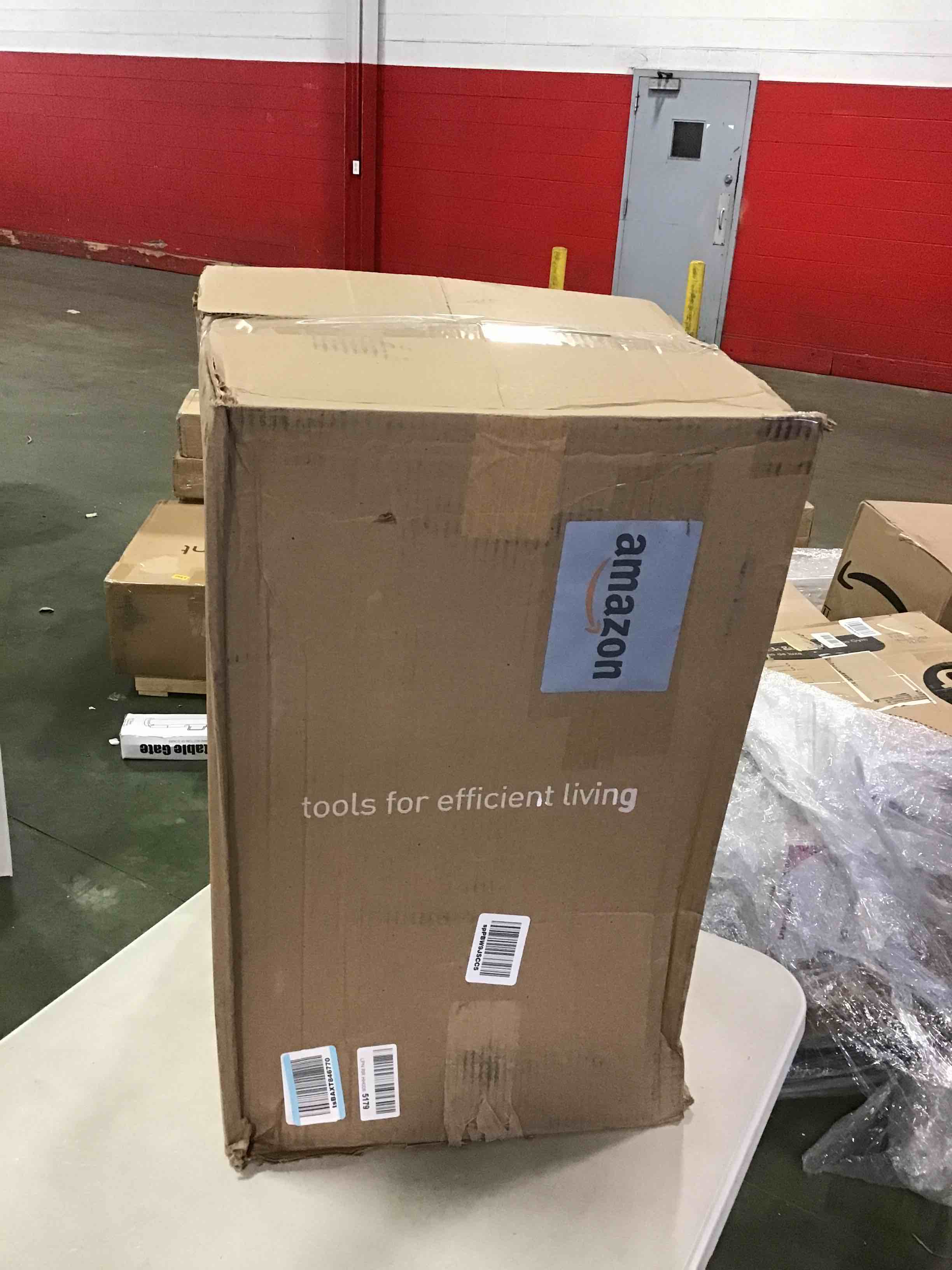https://s3.amazonaws.com/lotting-images-prod/bidfta/ORG5995269_1711039188005.jpeg