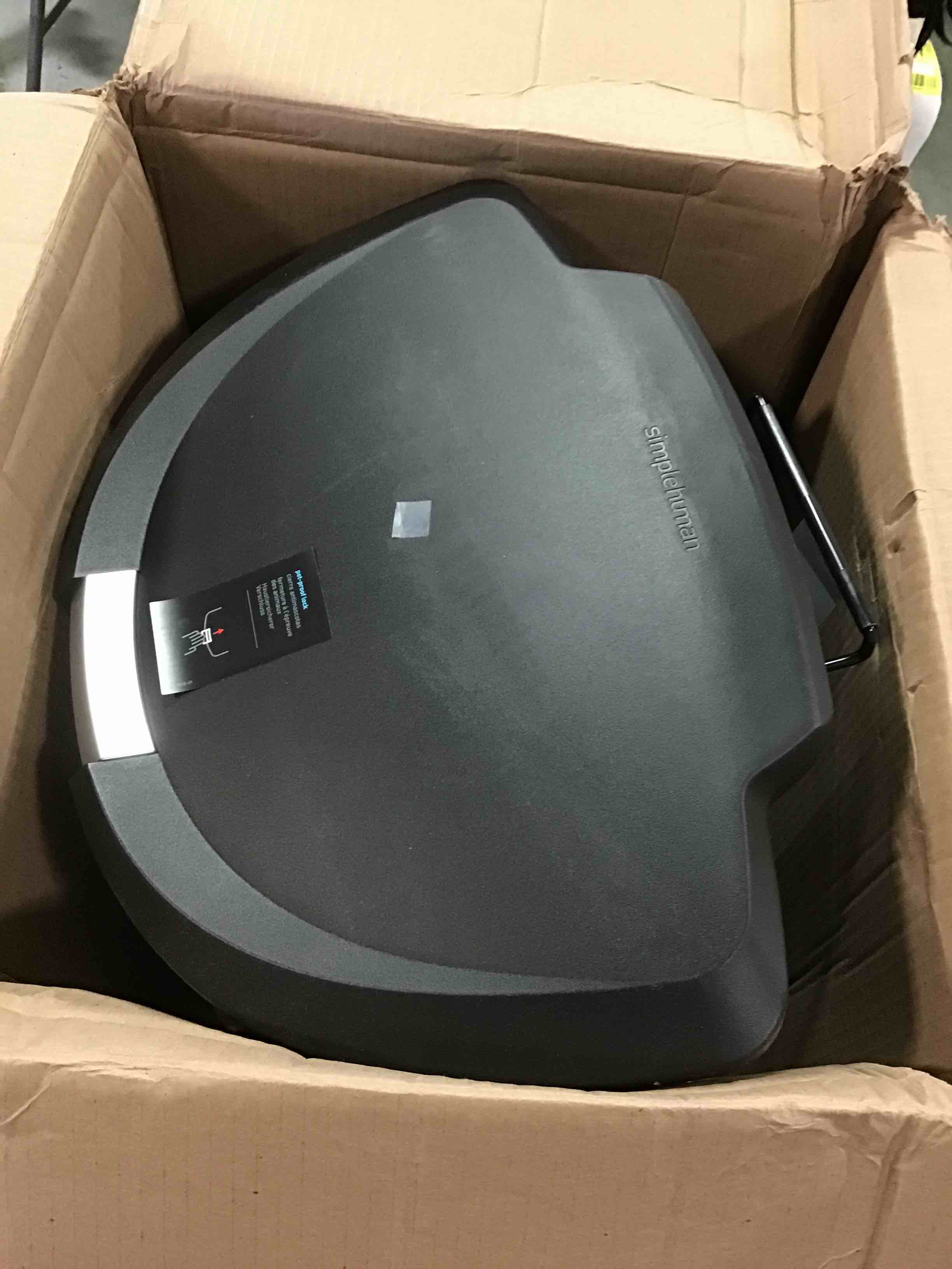 https://s3.amazonaws.com/lotting-images-prod/bidfta/ORG5995269_1711039218843.jpeg