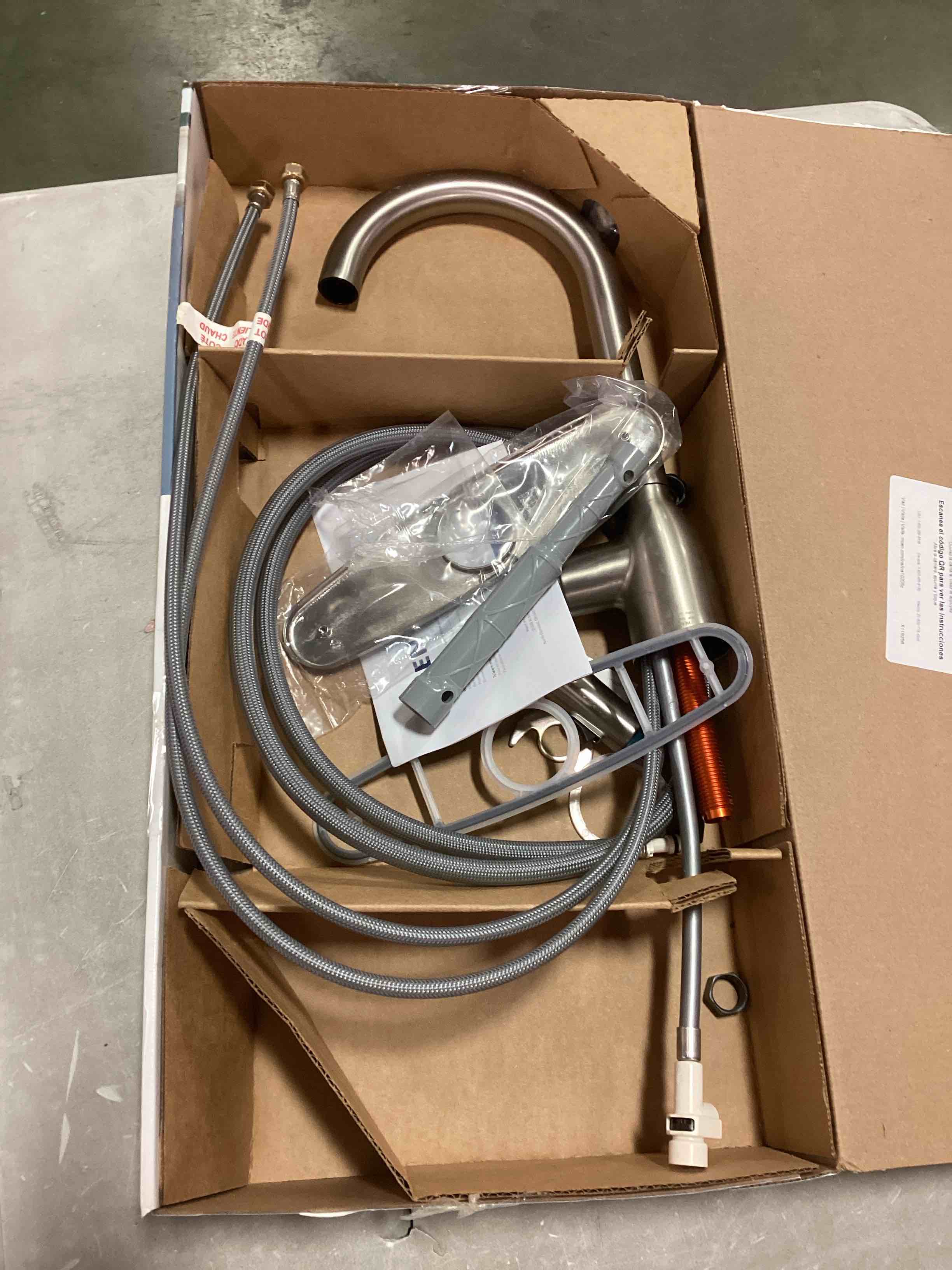 https://s3.amazonaws.com/lotting-images-prod/bidfta/ORG5995471_1711376928854.jpeg