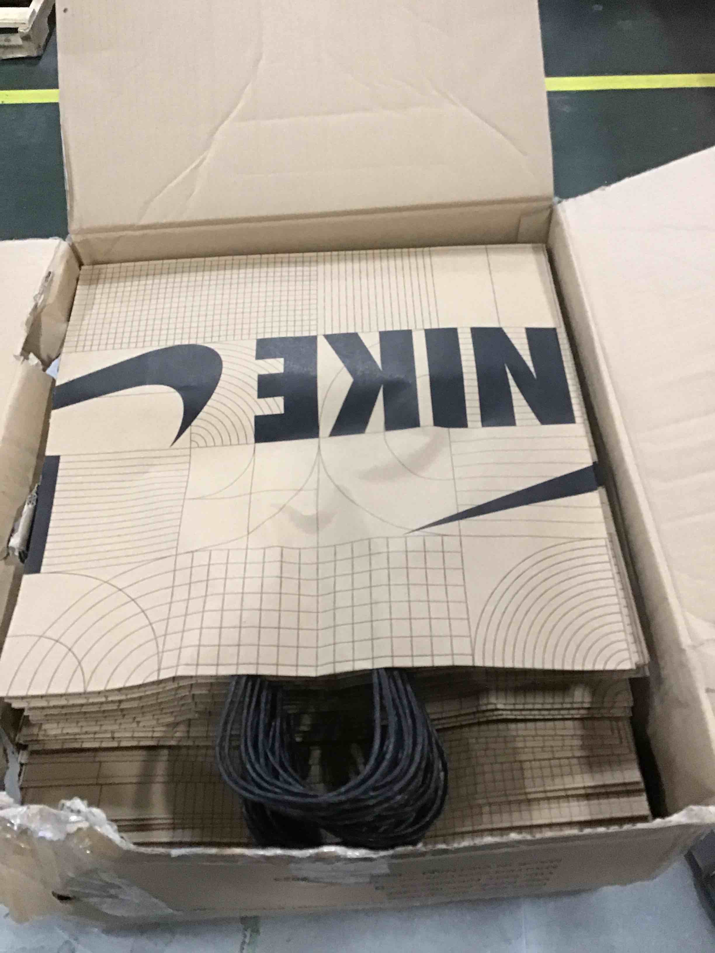 https://s3.amazonaws.com/lotting-images-prod/bidfta/ORG5995906_1711977264159.jpeg
