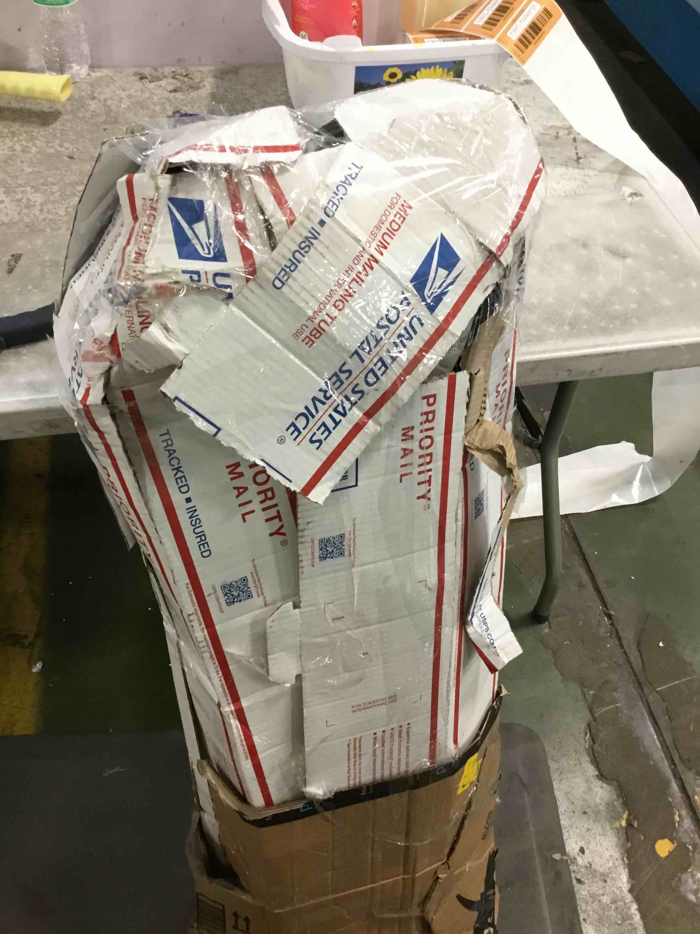 https://s3.amazonaws.com/lotting-images-prod/bidfta/ORG5996637_1710507989417.jpeg