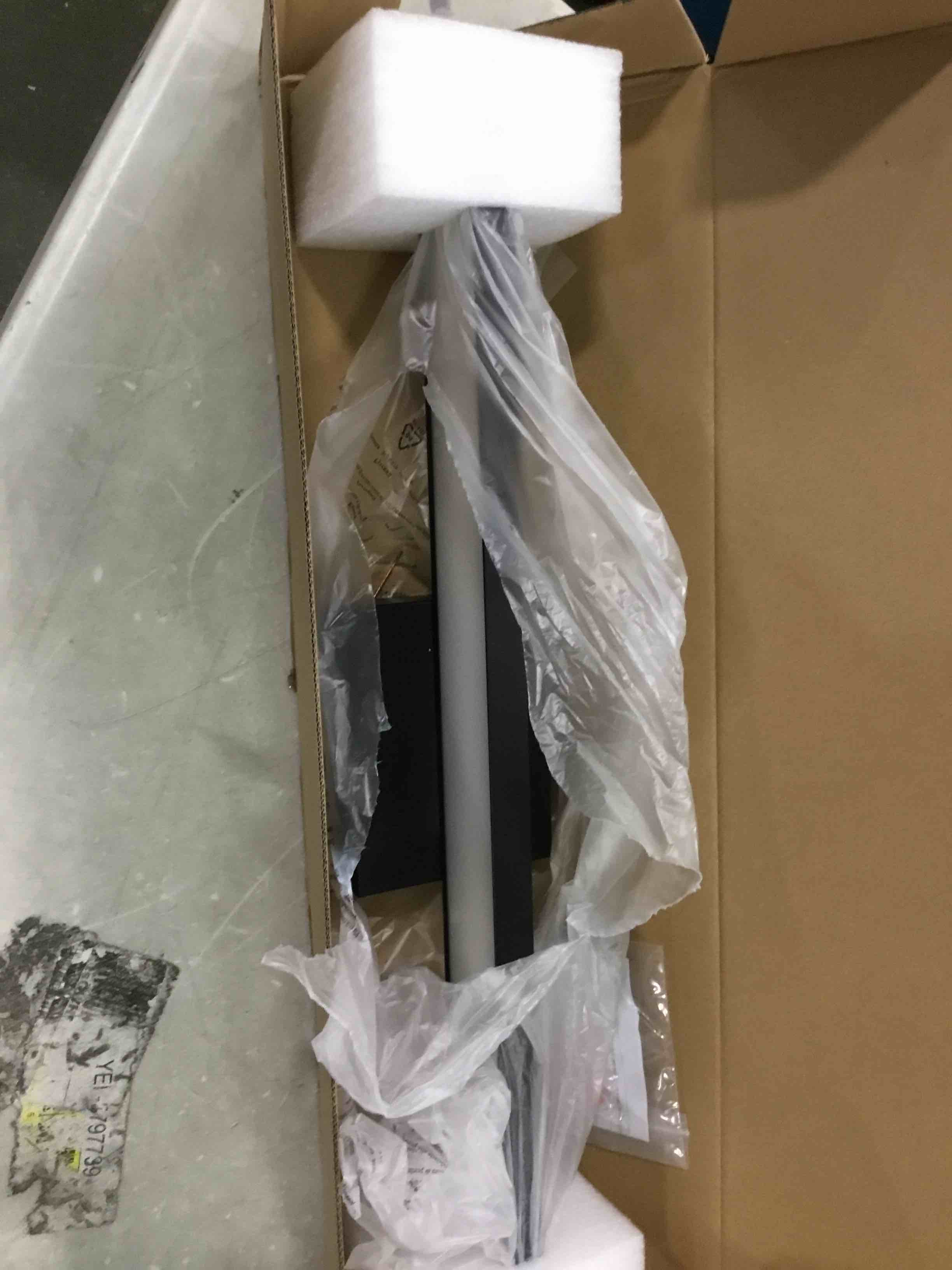 https://s3.amazonaws.com/lotting-images-prod/bidfta/ORG5996861_1710768950967.jpeg