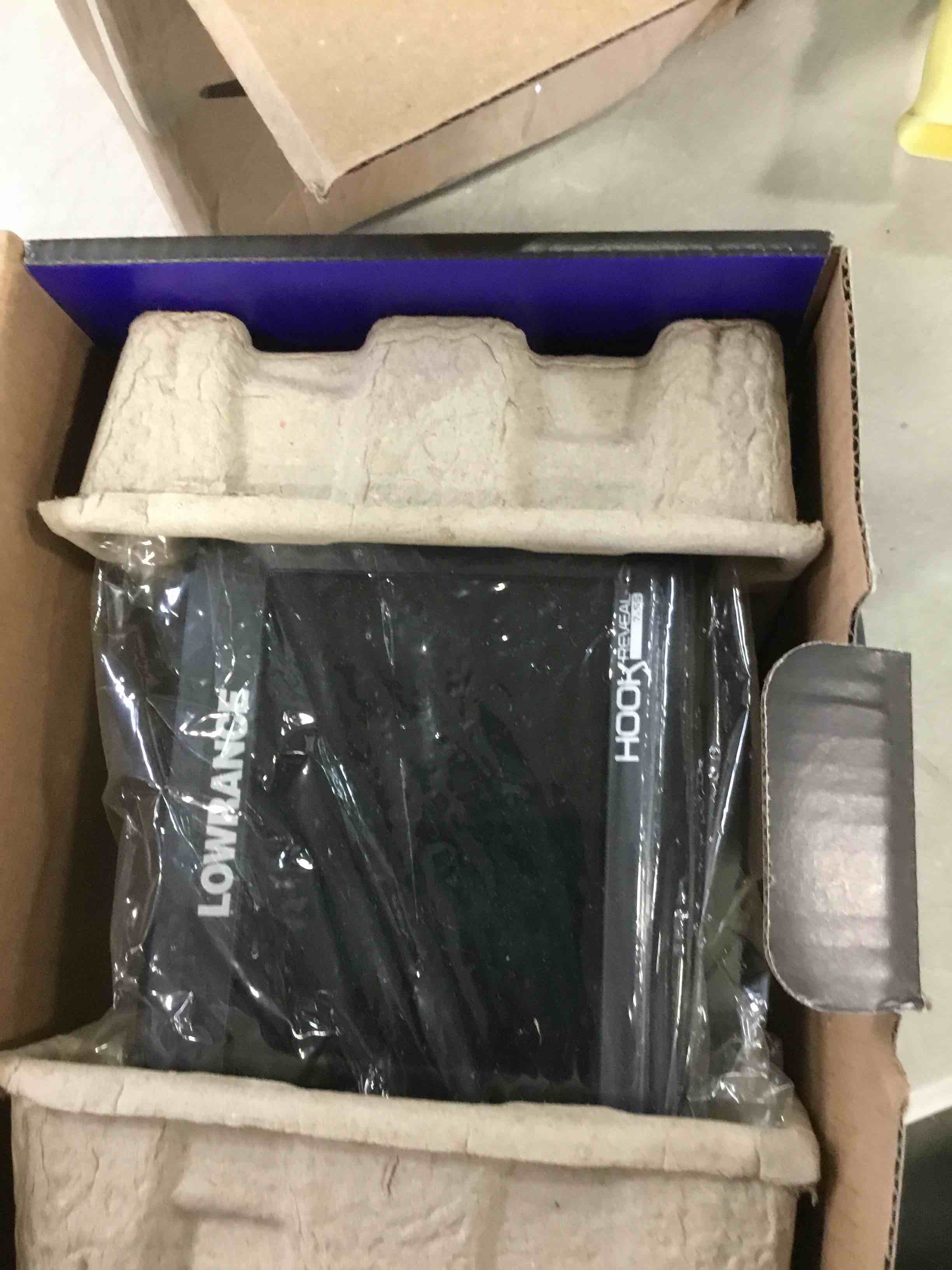 https://s3.amazonaws.com/lotting-images-prod/bidfta/ORG5997187_1710874427261.jpeg