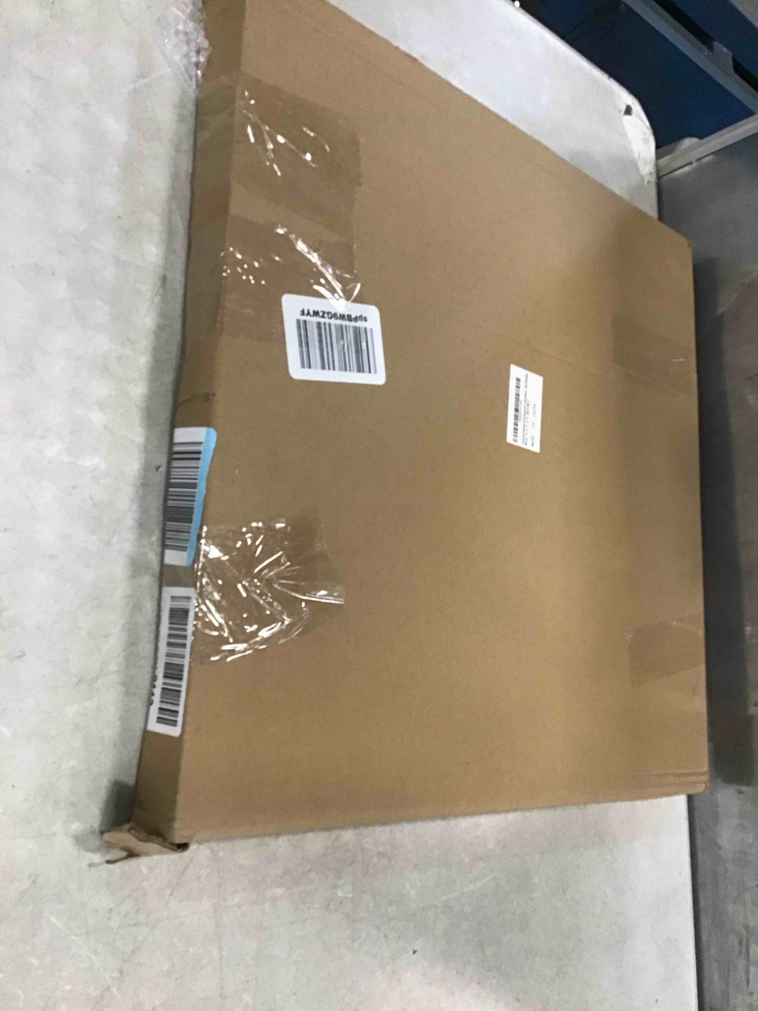 https://s3.amazonaws.com/lotting-images-prod/bidfta/ORG5997643_1709586619481.jpeg