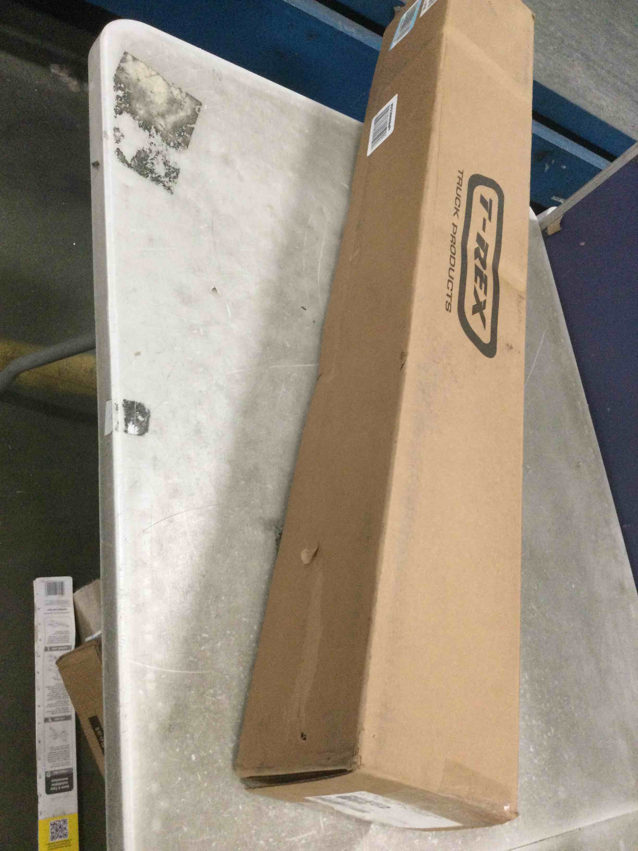 https://s3.amazonaws.com/lotting-images-prod/bidfta/ORG5998415_1709905224324.jpeg