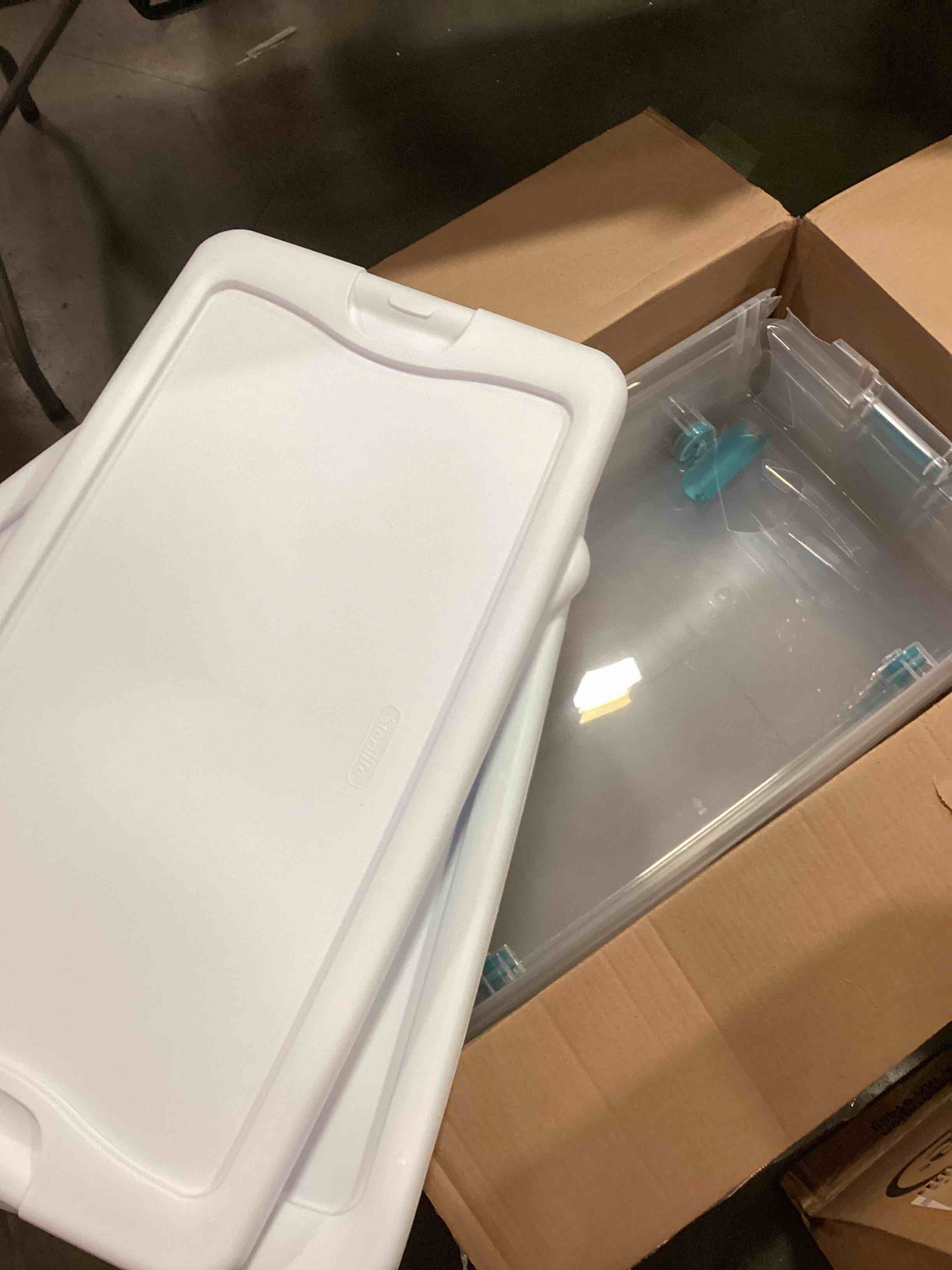 https://s3.amazonaws.com/lotting-images-prod/bidfta/ORG5998949_1709131723166.jpeg