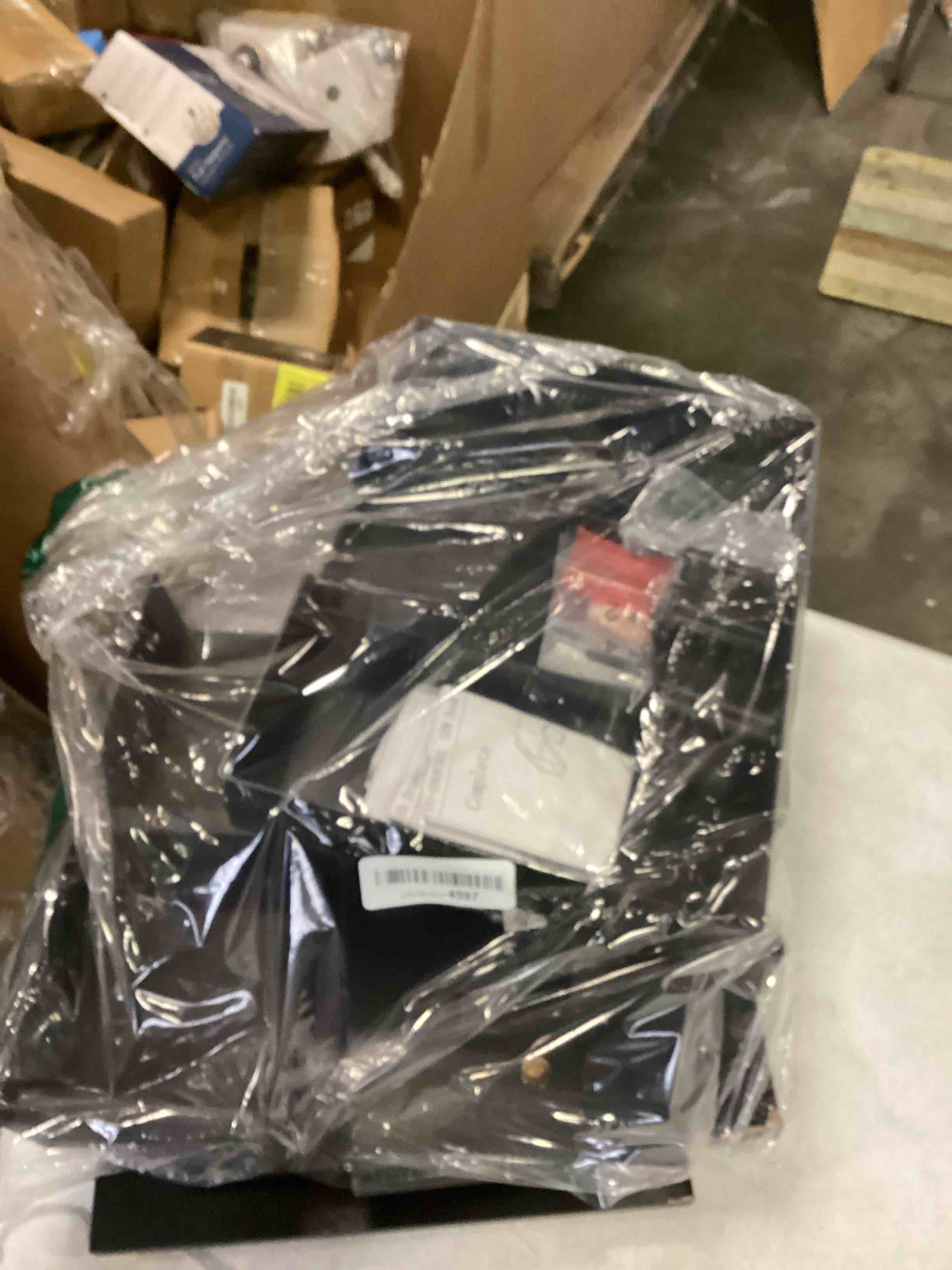 https://s3.amazonaws.com/lotting-images-prod/bidfta/ORG6002299_1709308987776.jpeg