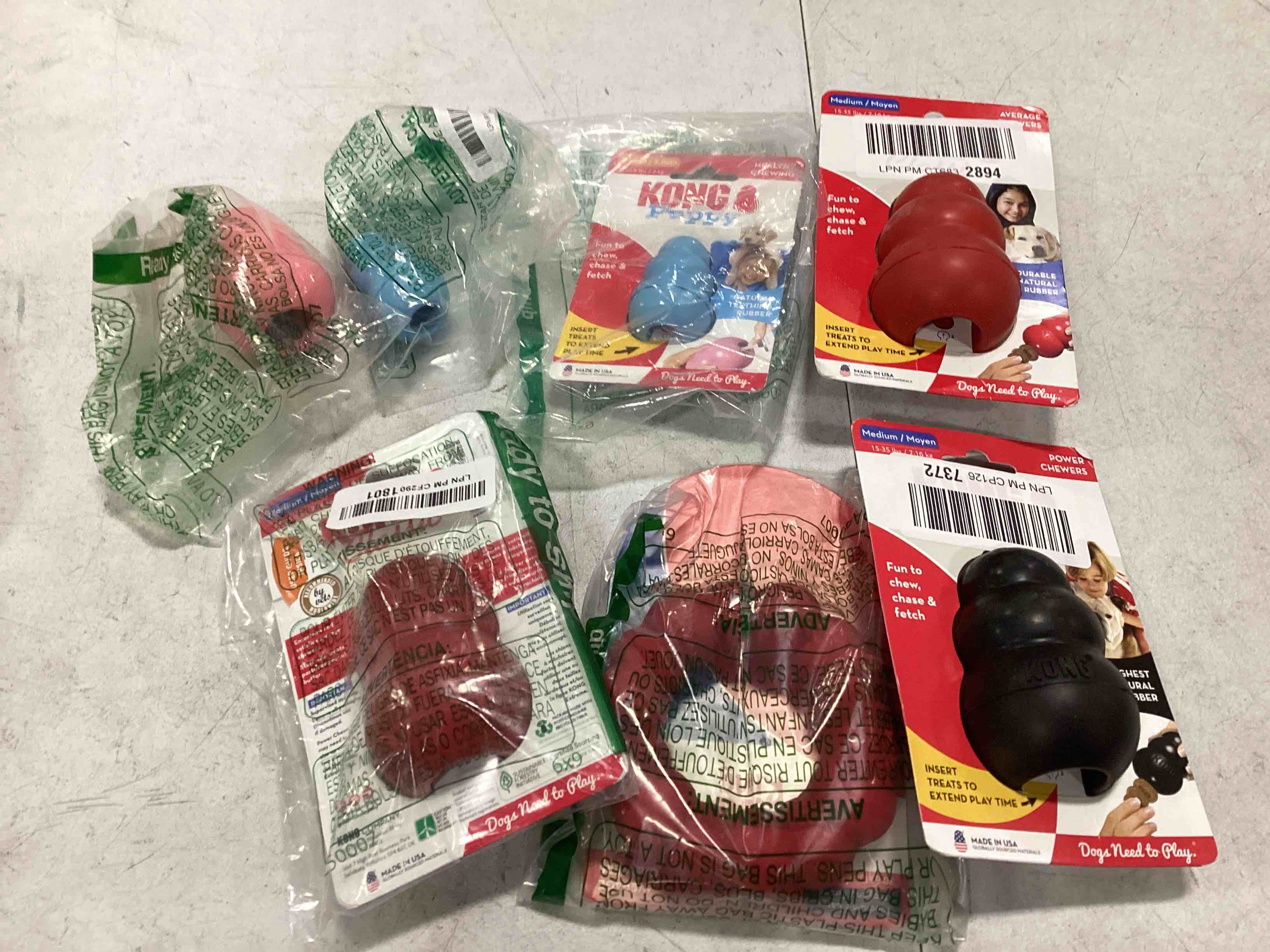 KONG, Bag of Classic and Extreme Dog Toys, Size and Color may vary 