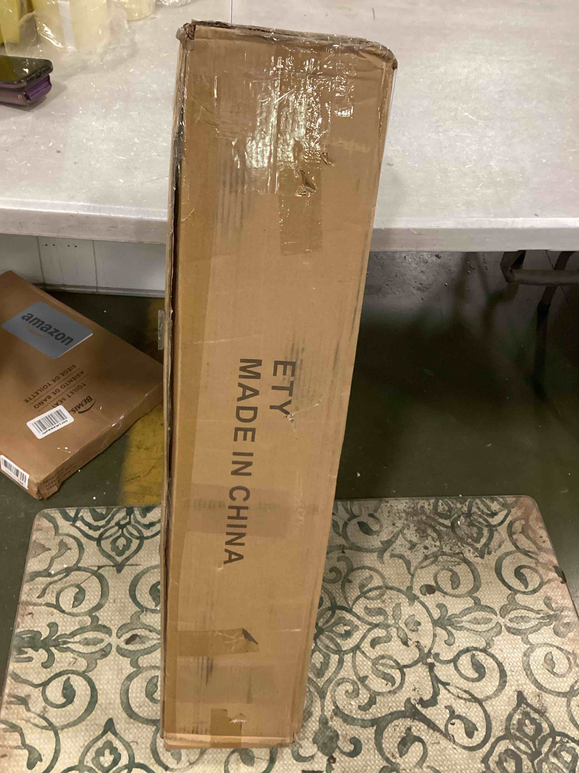 https://s3.amazonaws.com/lotting-images-prod/bidfta/ORG6005182_1709135645567.jpeg
