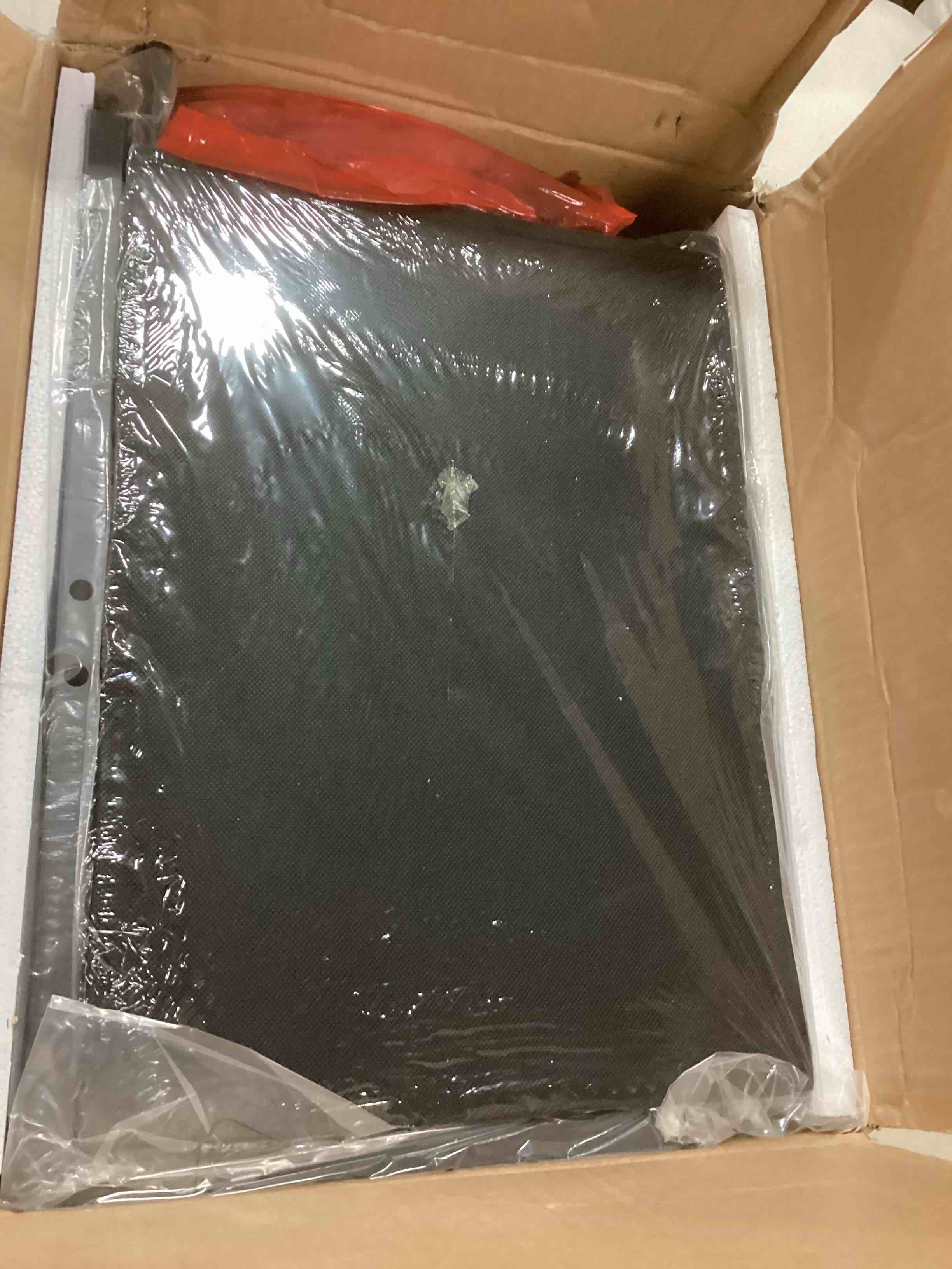 https://s3.amazonaws.com/lotting-images-prod/bidfta/ORG6005862_1709385527351.jpeg