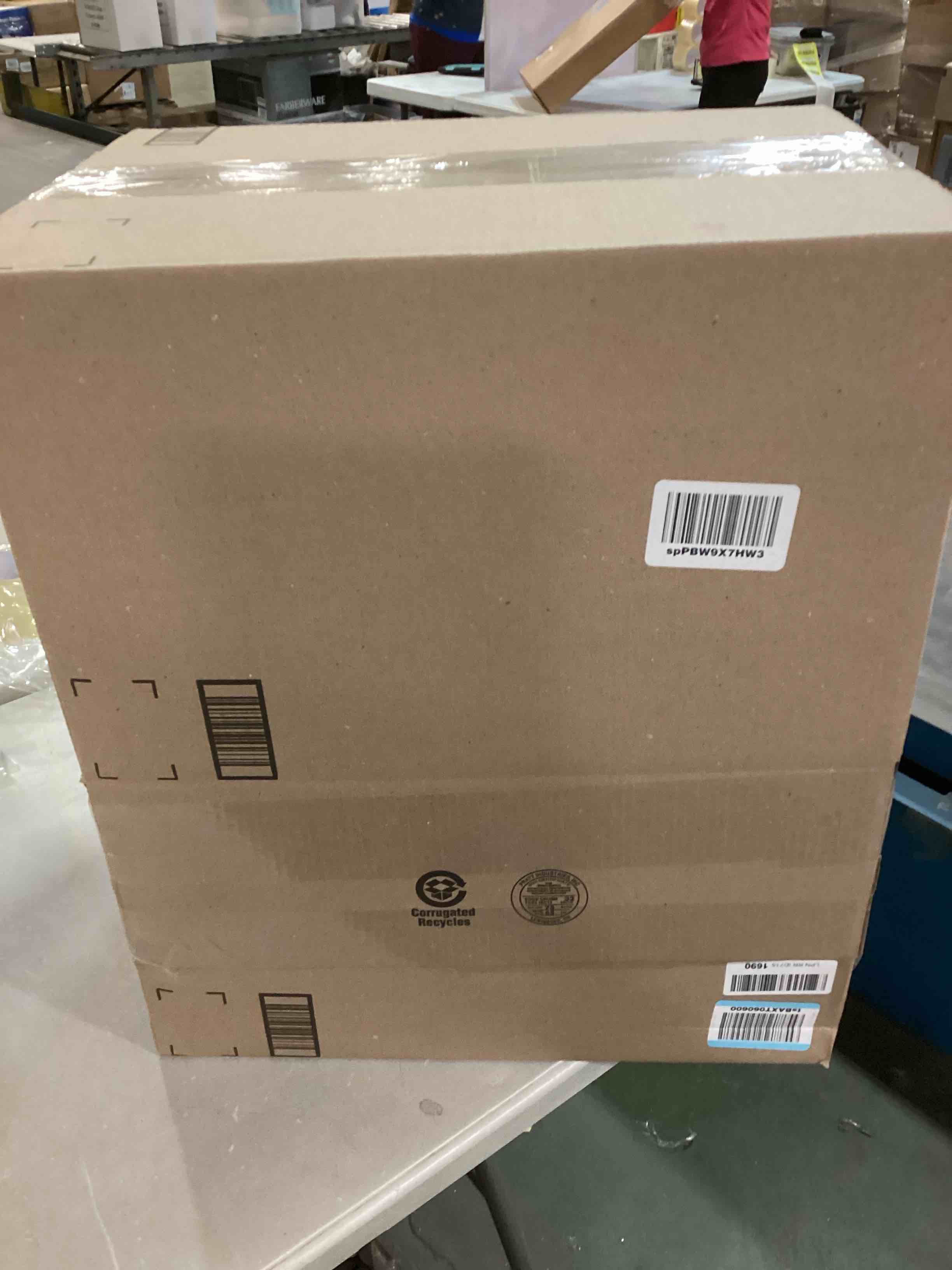 https://s3.amazonaws.com/lotting-images-prod/bidfta/ORG6006073_1709554985183.jpeg