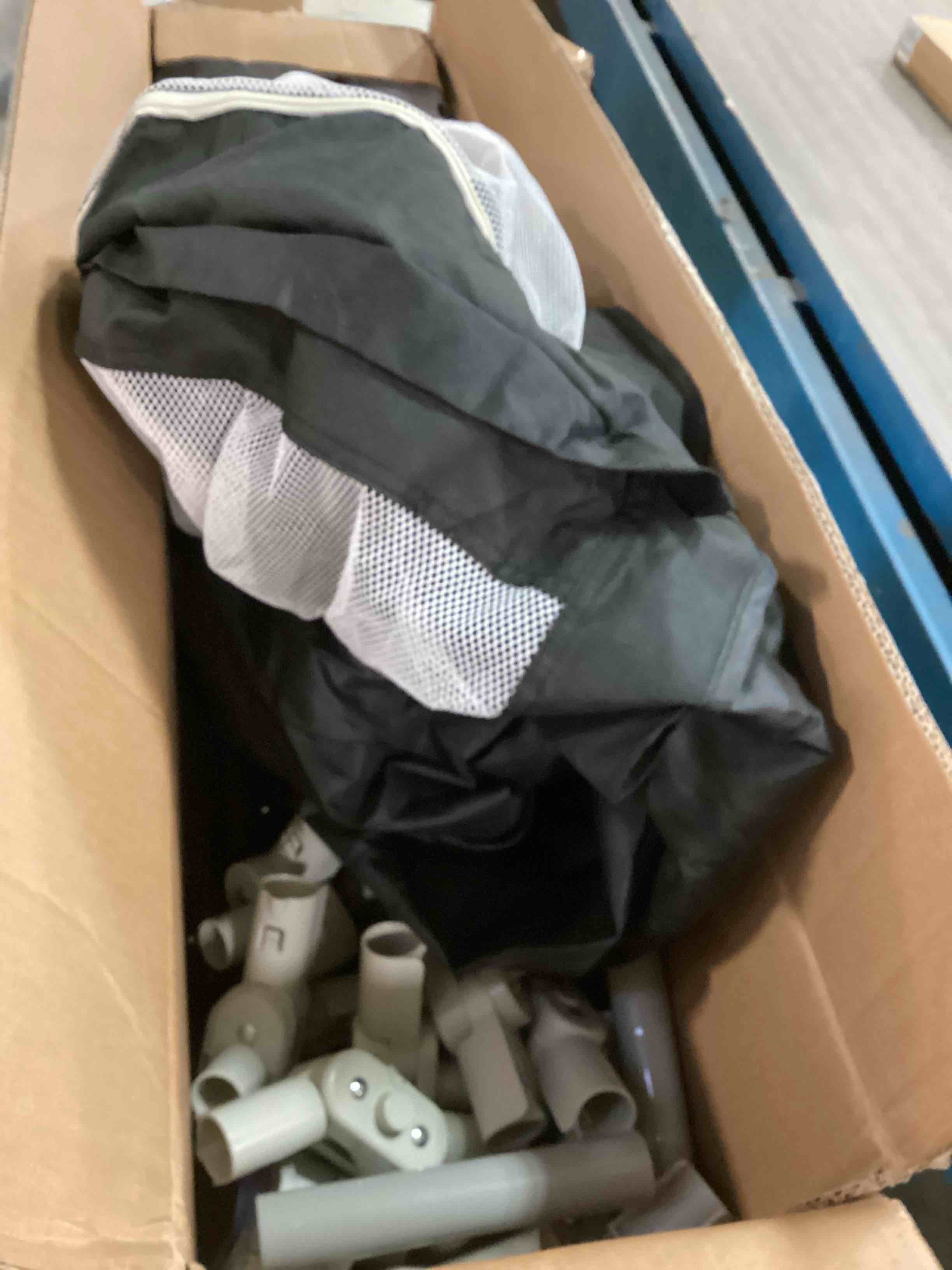 https://s3.amazonaws.com/lotting-images-prod/bidfta/ORG6006074_1709555054878.jpeg