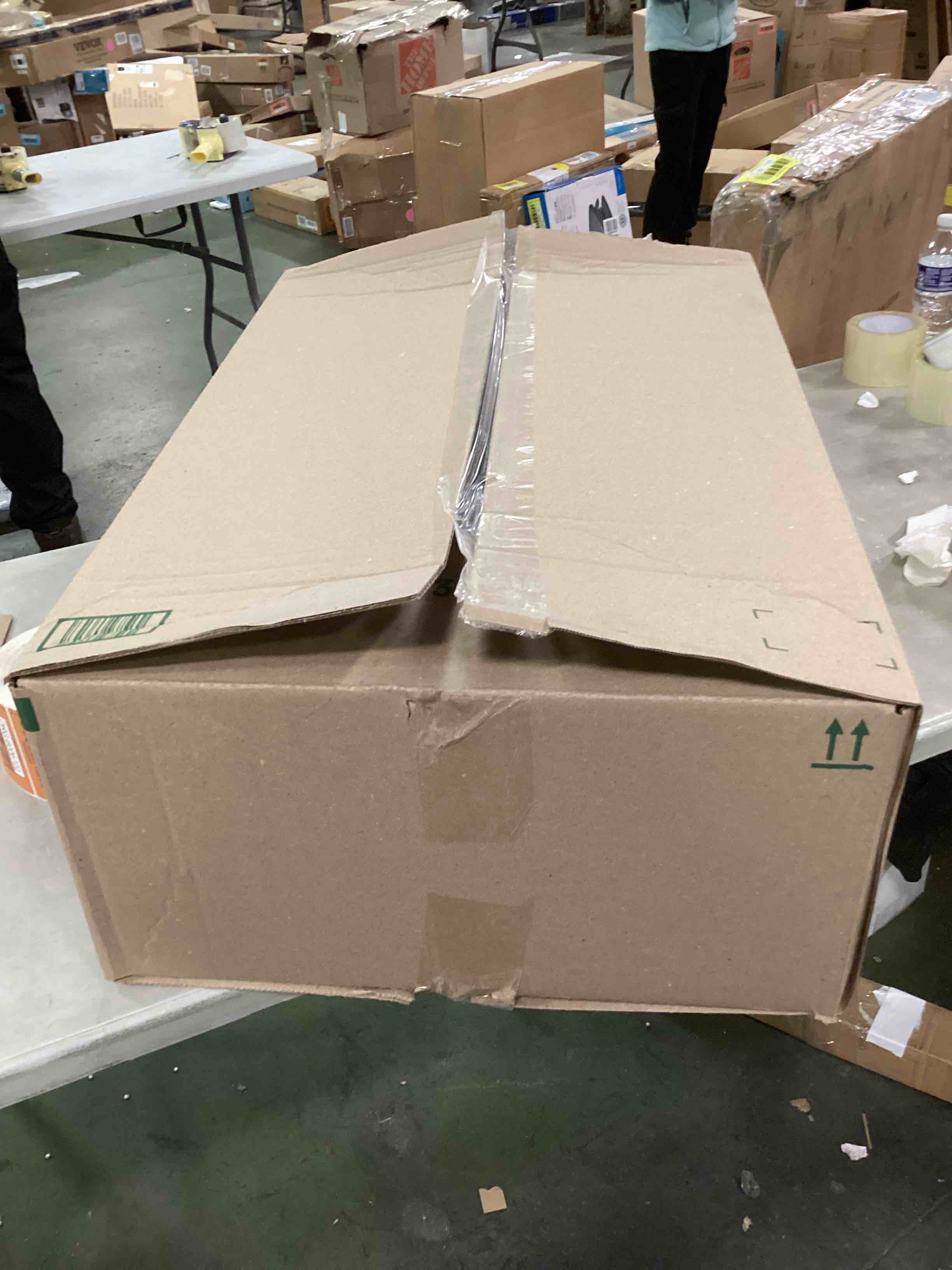https://s3.amazonaws.com/lotting-images-prod/bidfta/ORG6006721_1709321109491.jpeg