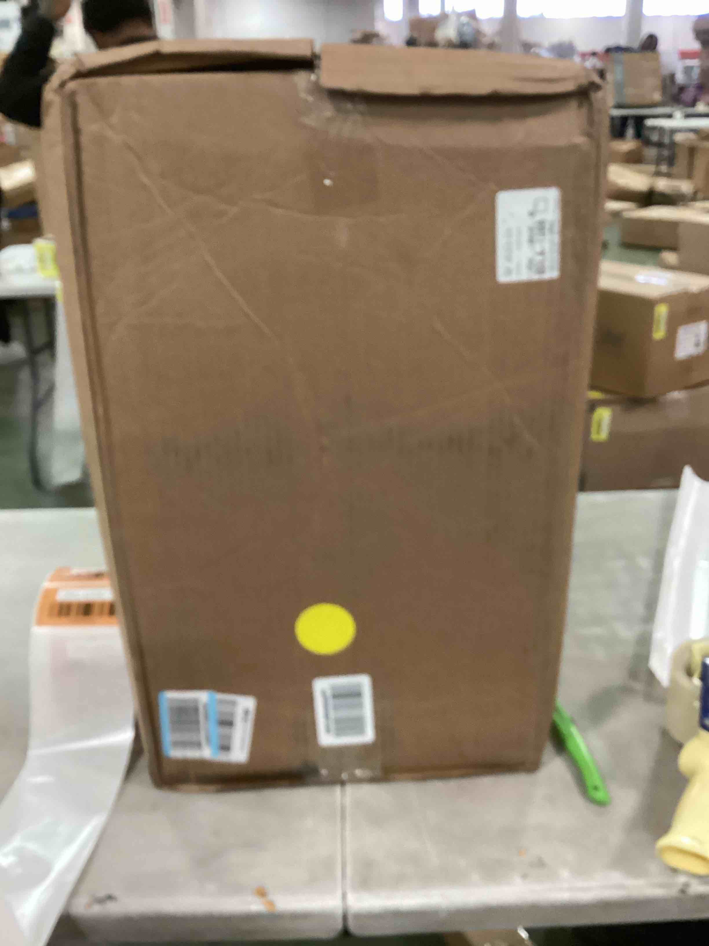 https://s3.amazonaws.com/lotting-images-prod/bidfta/ORG6006736_1709323255011.jpeg