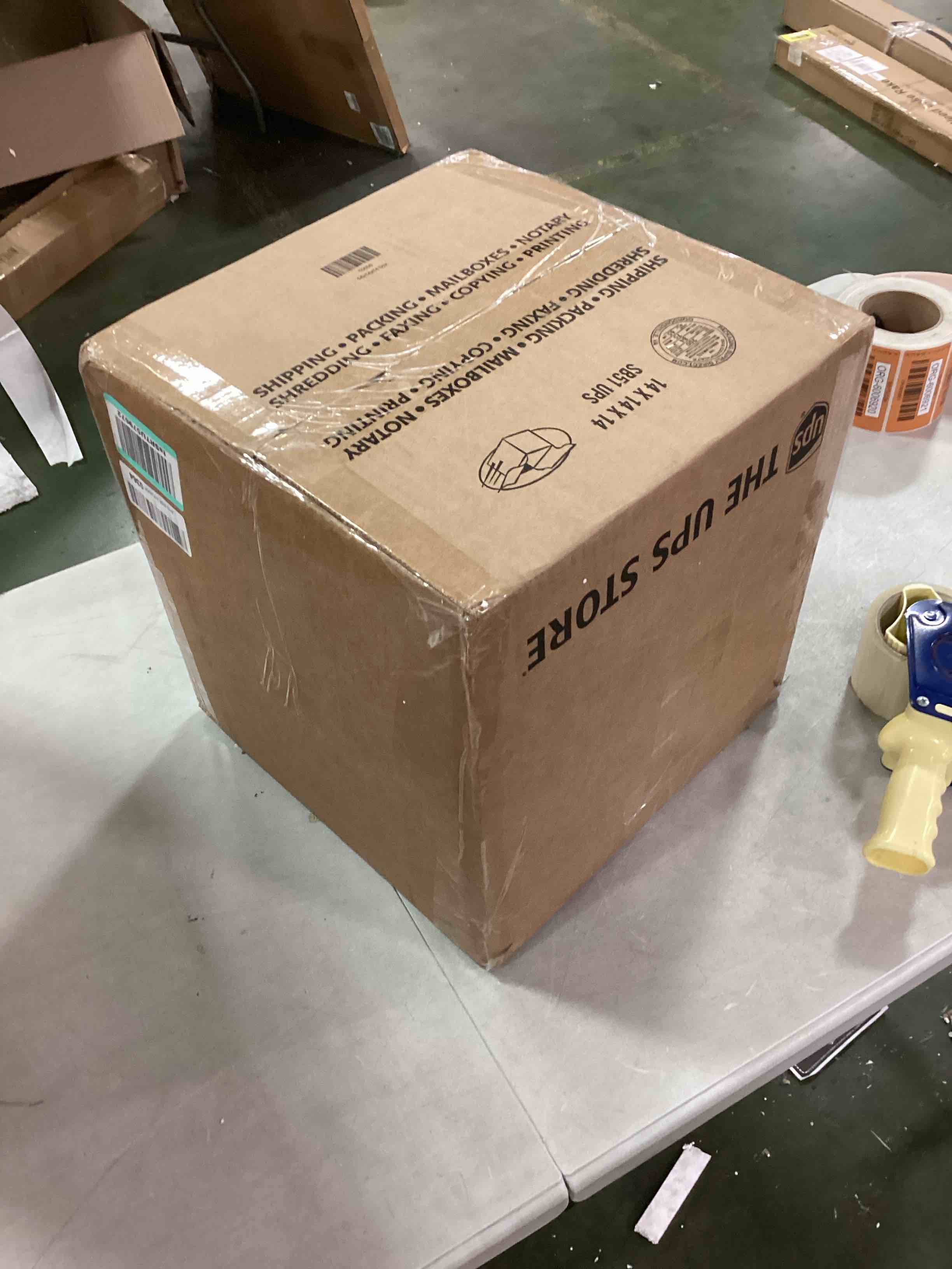 https://s3.amazonaws.com/lotting-images-prod/bidfta/ORG6006915_1709758665864.jpeg