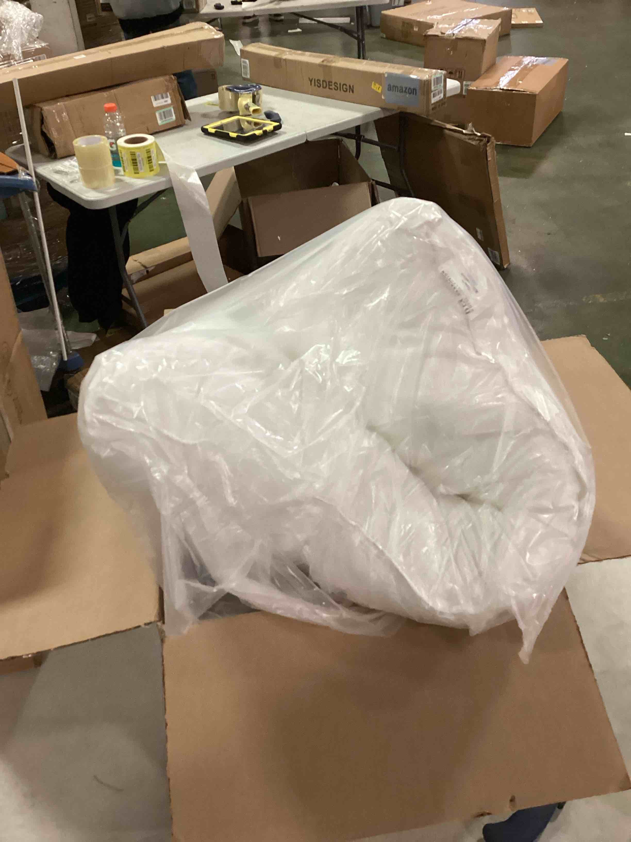 https://s3.amazonaws.com/lotting-images-prod/bidfta/ORG6006915_1709758699929.jpeg