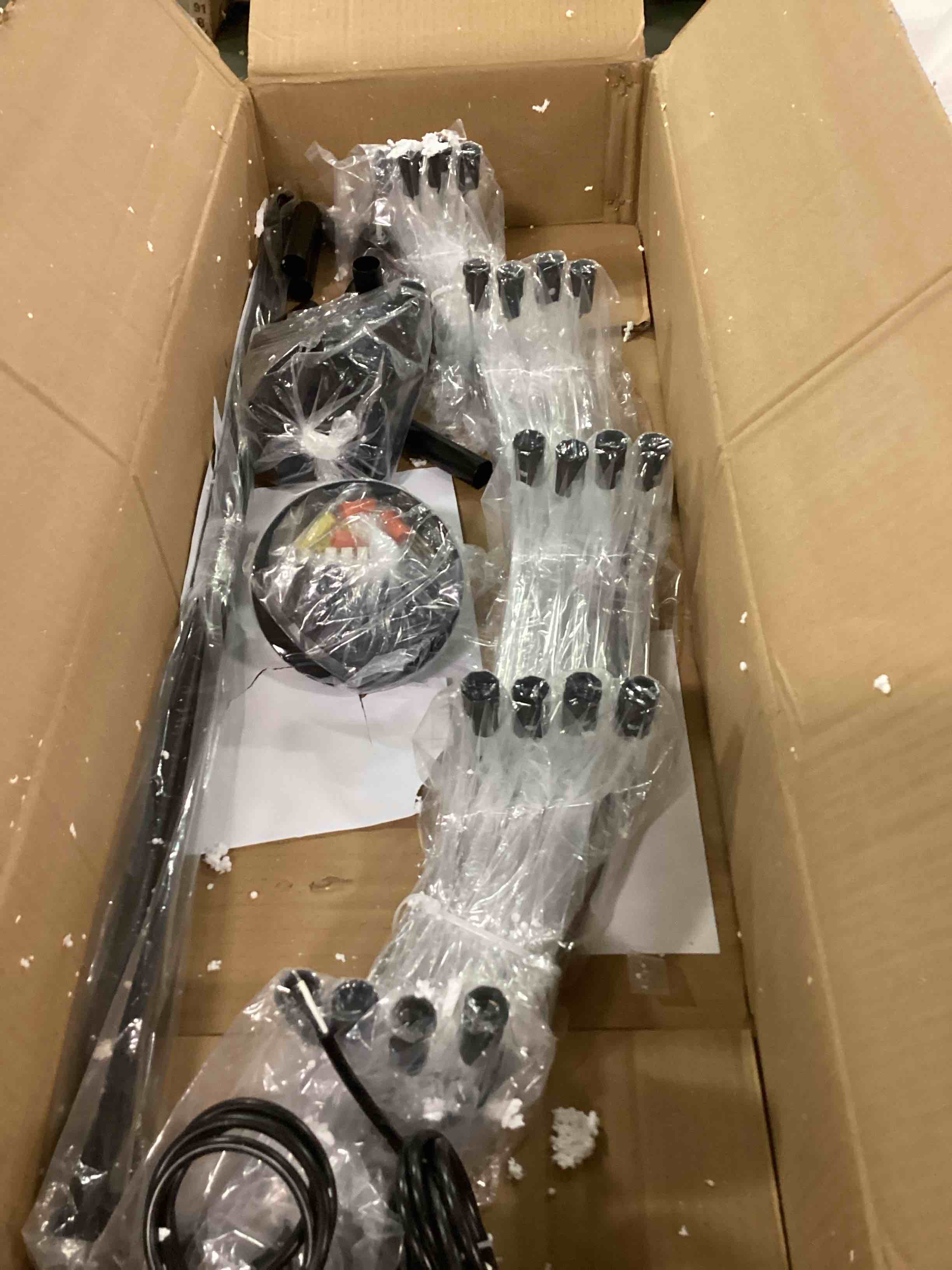 https://s3.amazonaws.com/lotting-images-prod/bidfta/ORG6007158_1710247423096.jpeg