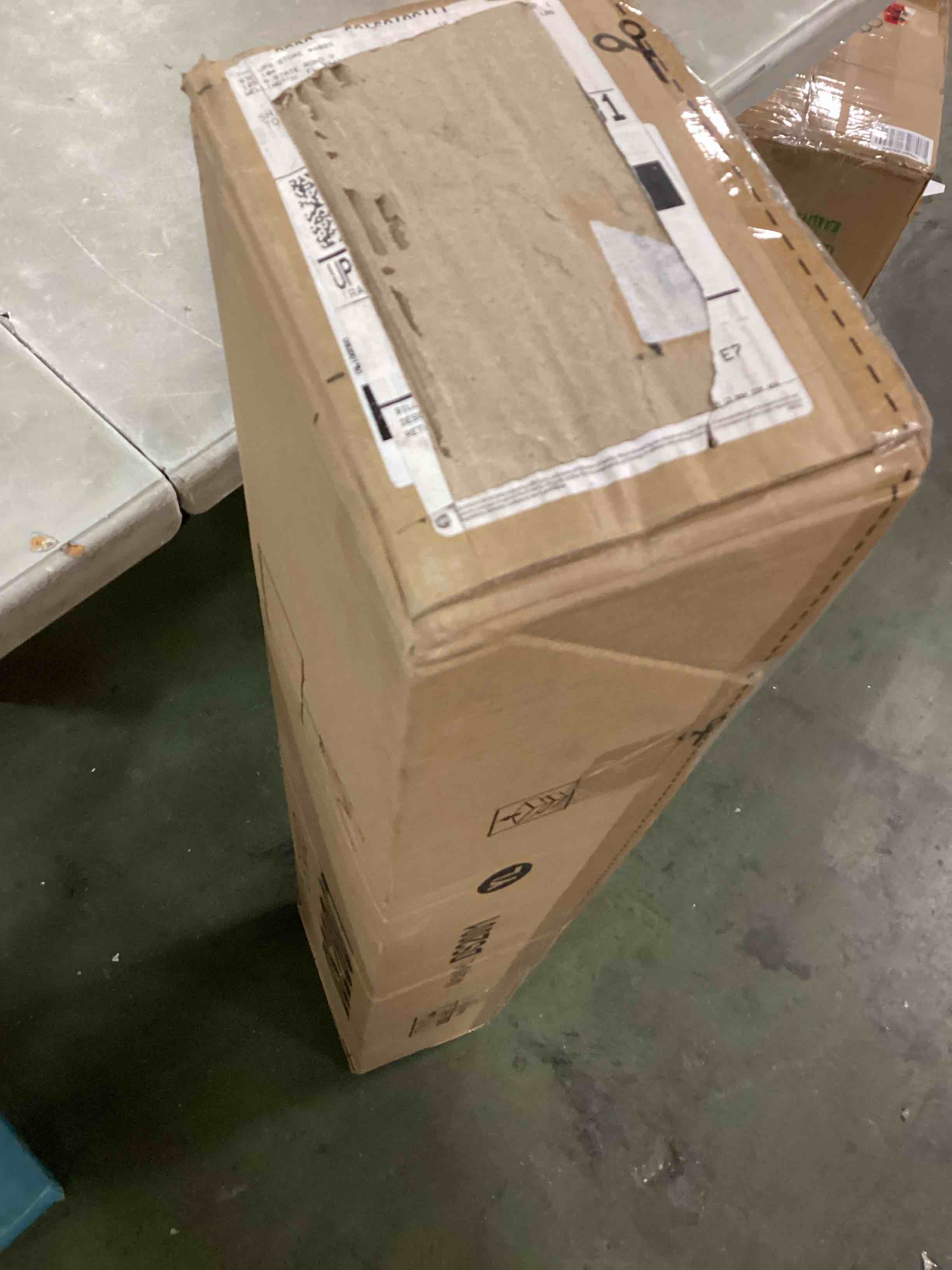 https://s3.amazonaws.com/lotting-images-prod/bidfta/ORG6007165_1710248598297.jpeg