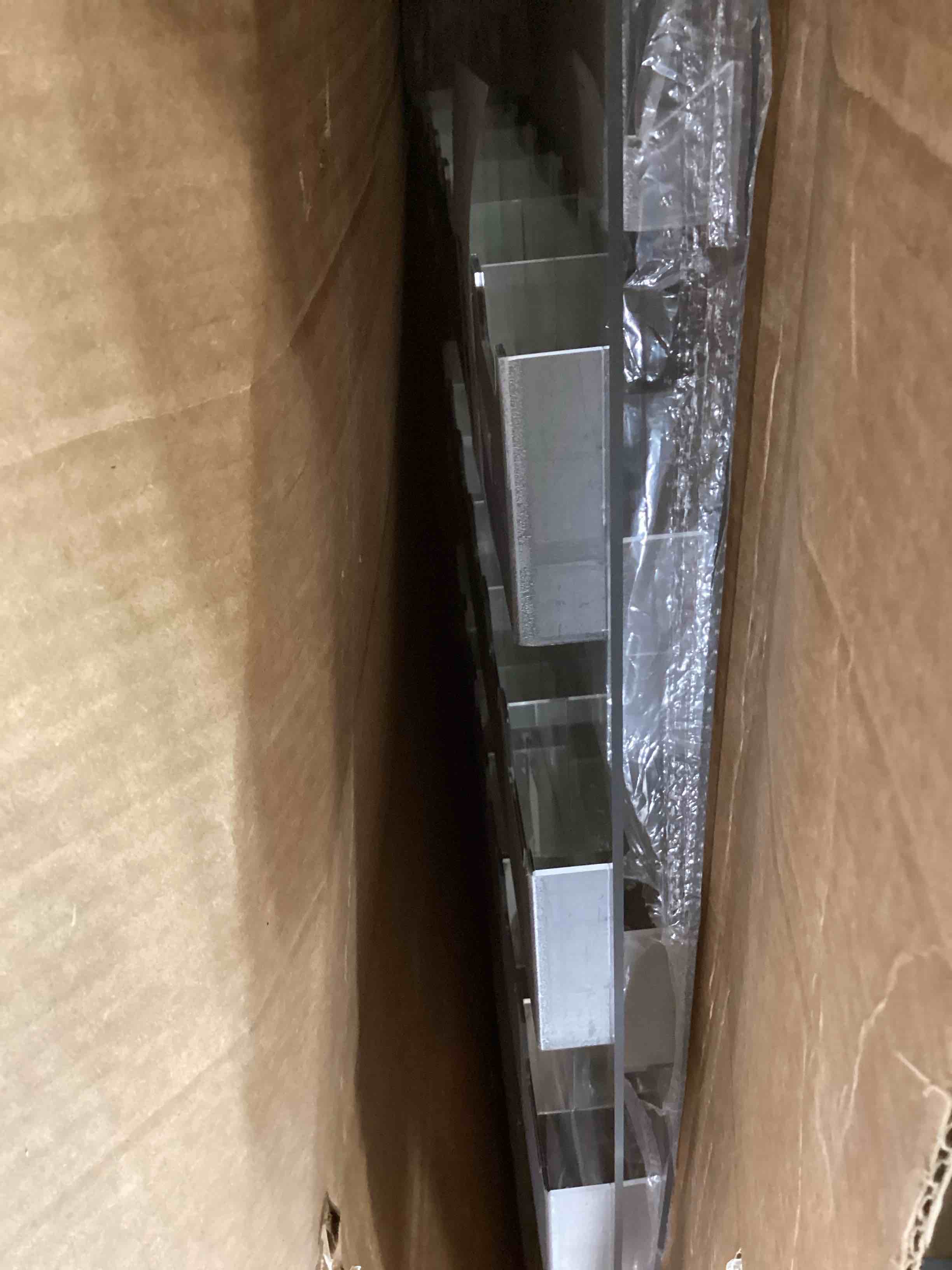 https://s3.amazonaws.com/lotting-images-prod/bidfta/ORG6007180_1710254307934.jpeg