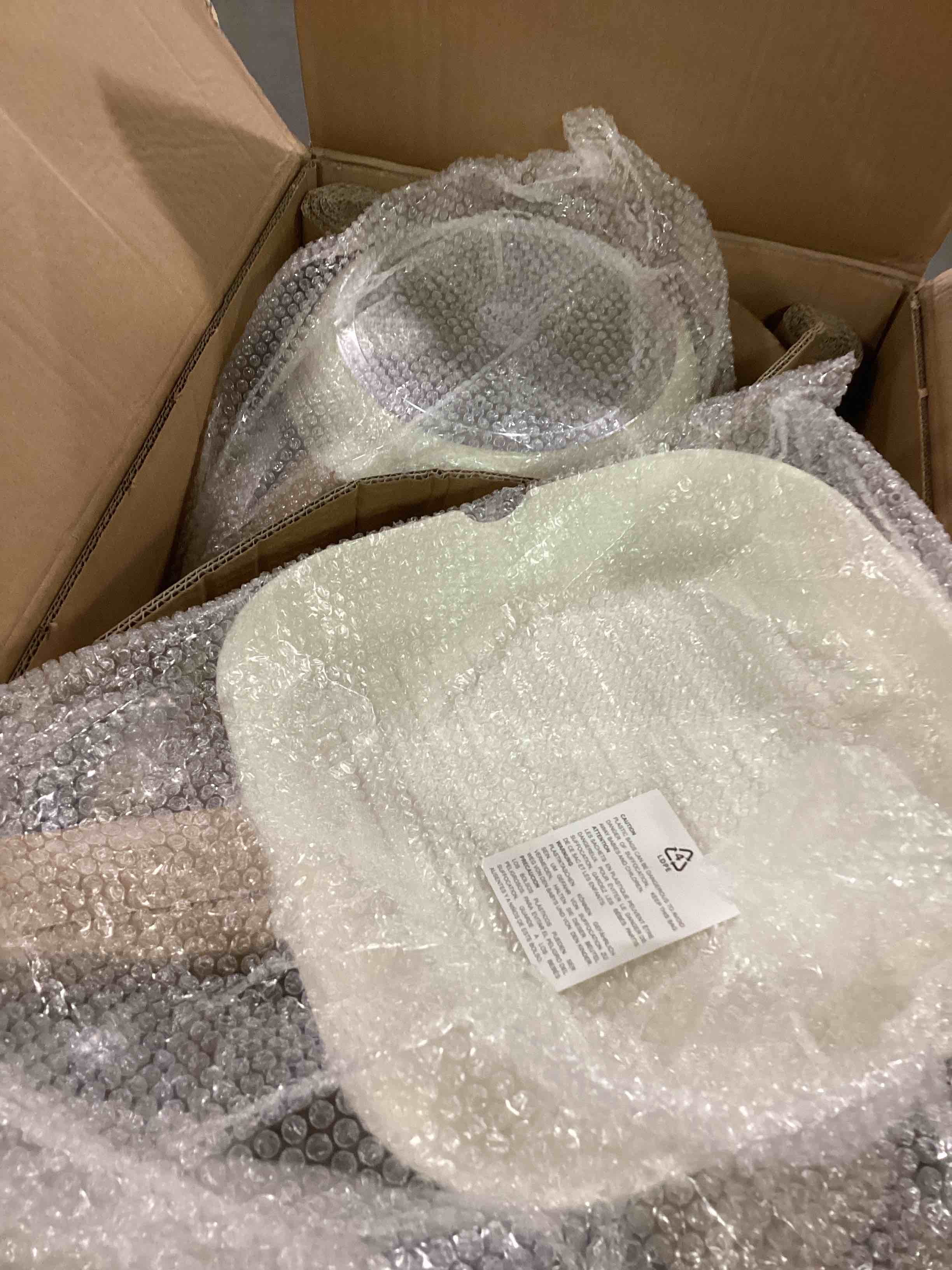 https://s3.amazonaws.com/lotting-images-prod/bidfta/ORG6007182_1710254921764.jpeg
