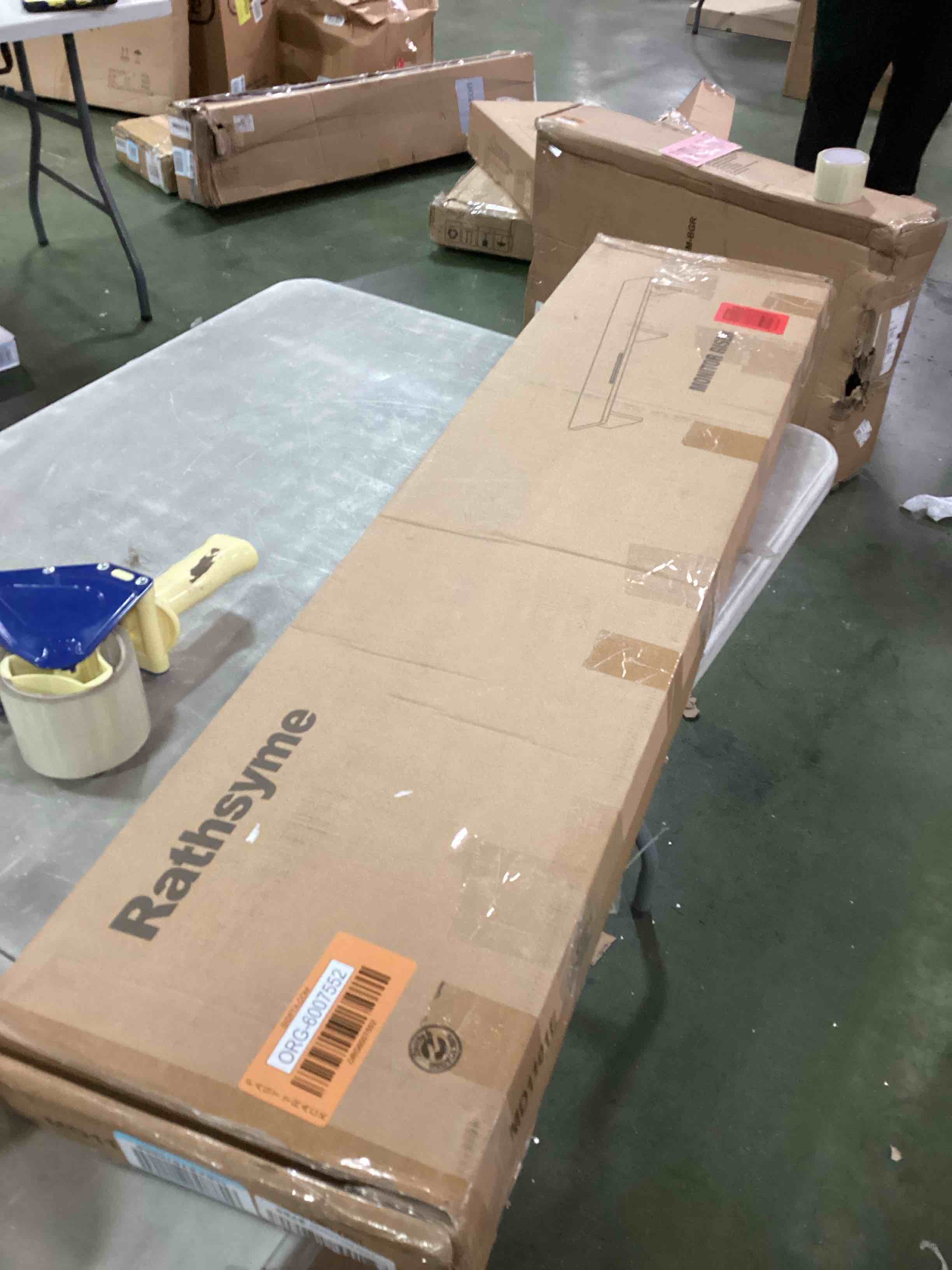 https://s3.amazonaws.com/lotting-images-prod/bidfta/ORG6007552_1710521445654.jpeg