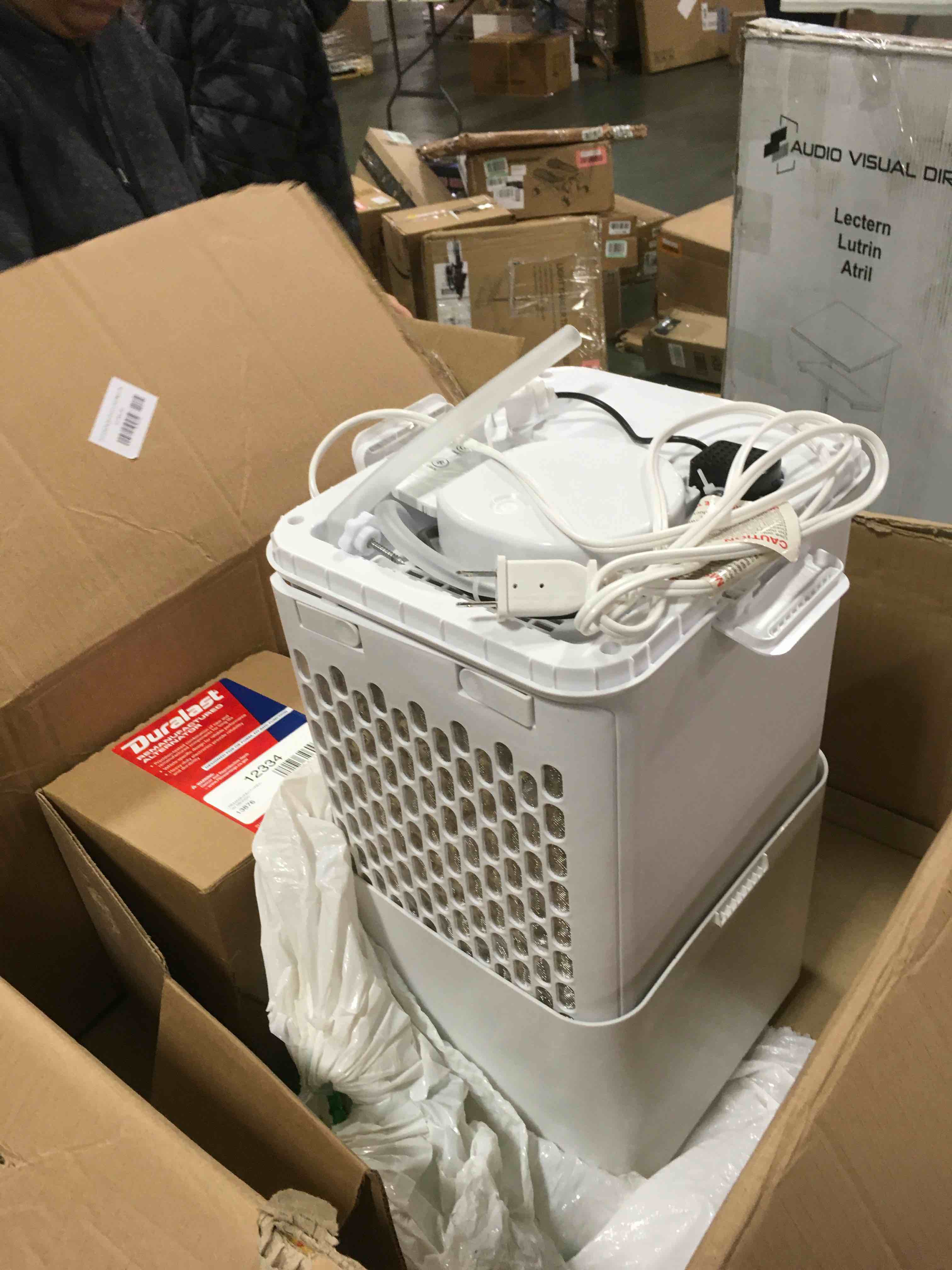 https://s3.amazonaws.com/lotting-images-prod/bidfta/ORG6007623_1710770103032.jpeg