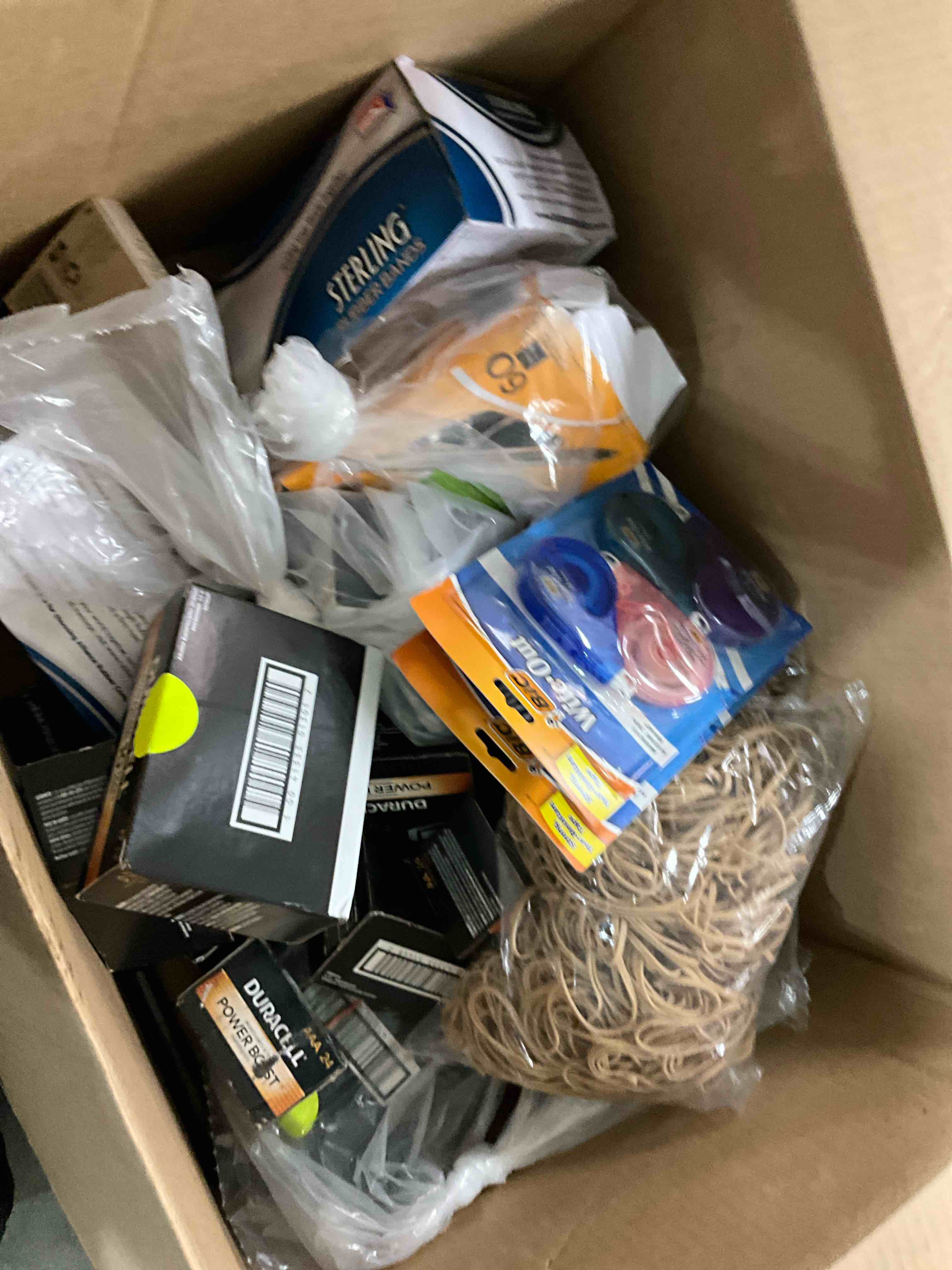 https://s3.amazonaws.com/lotting-images-prod/bidfta/ORG6013221_1728400266941.jpeg