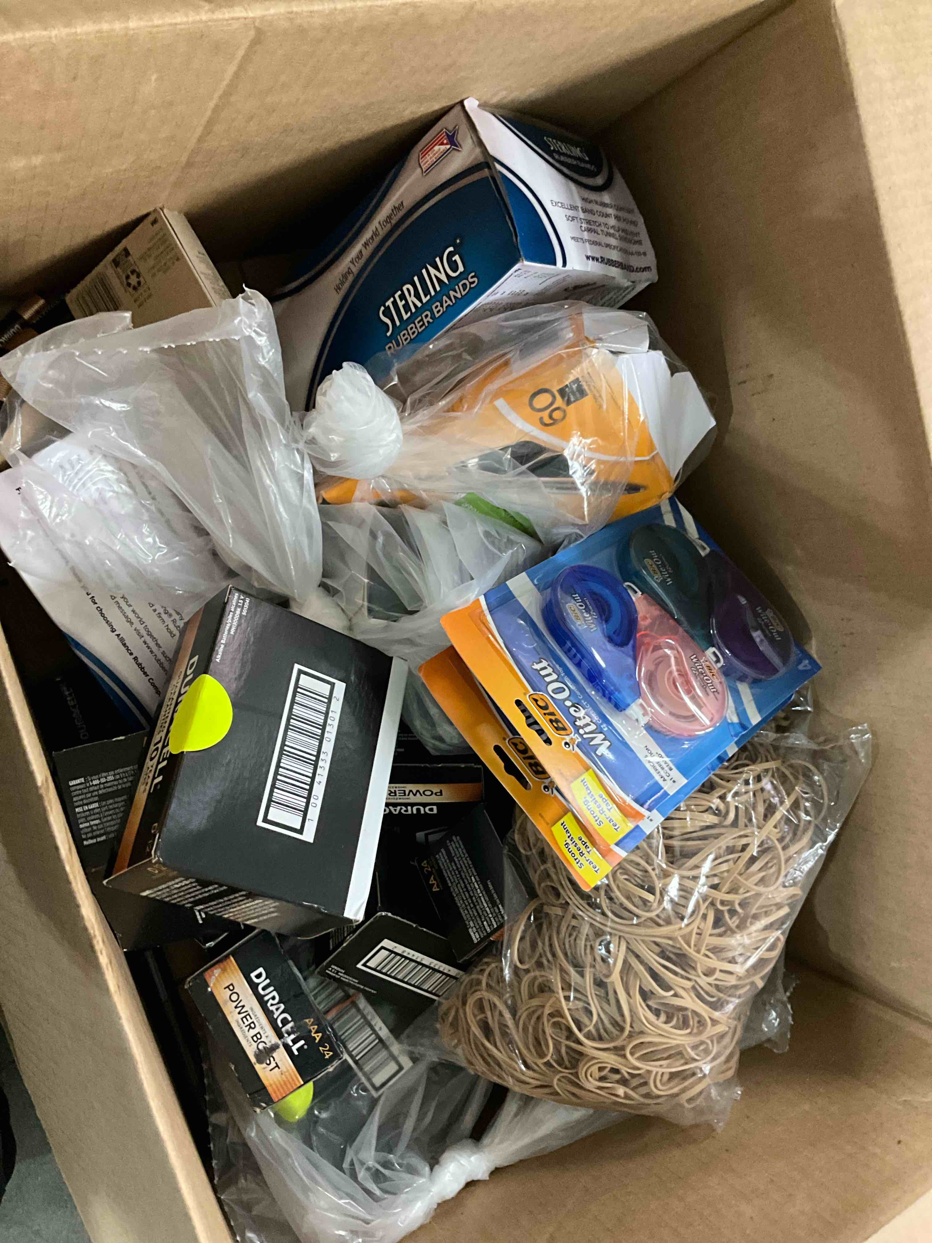 https://s3.amazonaws.com/lotting-images-prod/bidfta/ORG6013221_1728400267797.jpeg