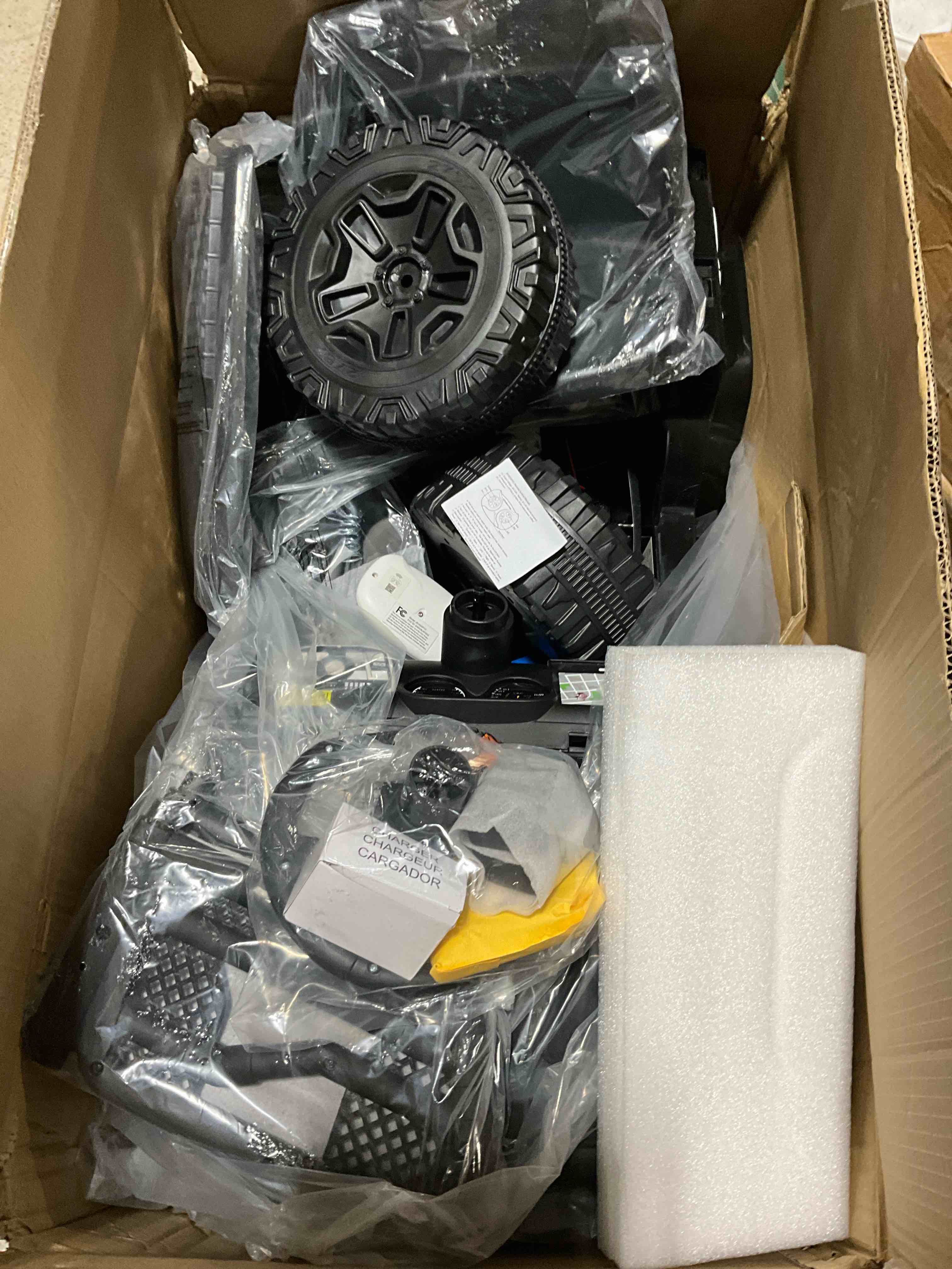 https://s3.amazonaws.com/lotting-images-prod/bidfta/ORG6013242_1728409980144.jpeg